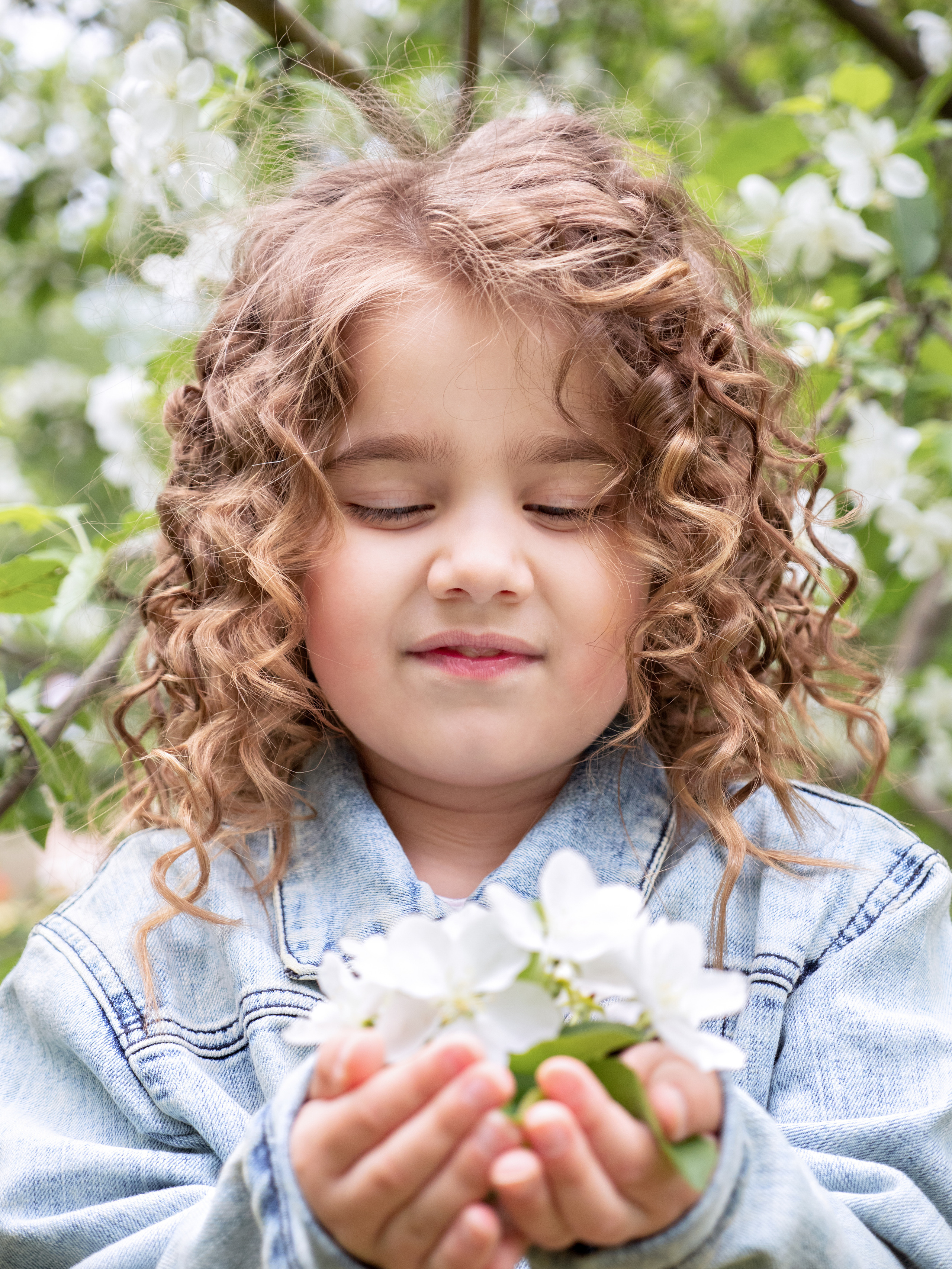 Яблони цвет…. Семейный фотограф и видеограф Анастасия Брежнева