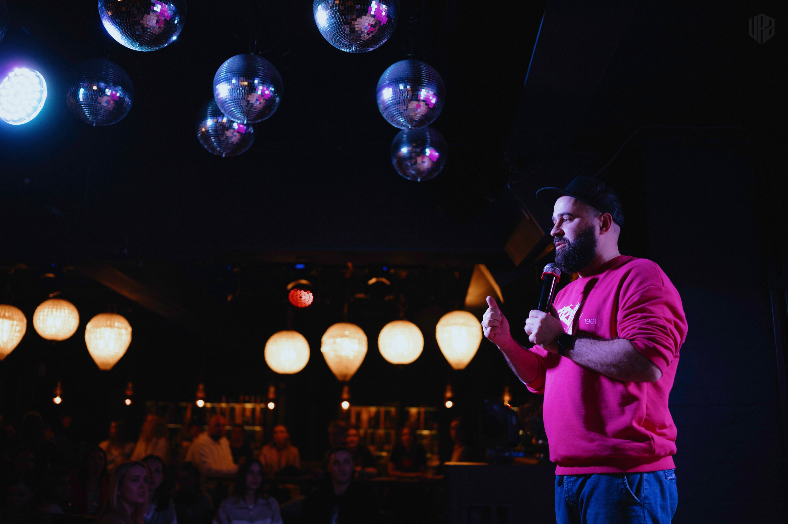 Stand up медицинских работников. Контент фотограф Илья Урс