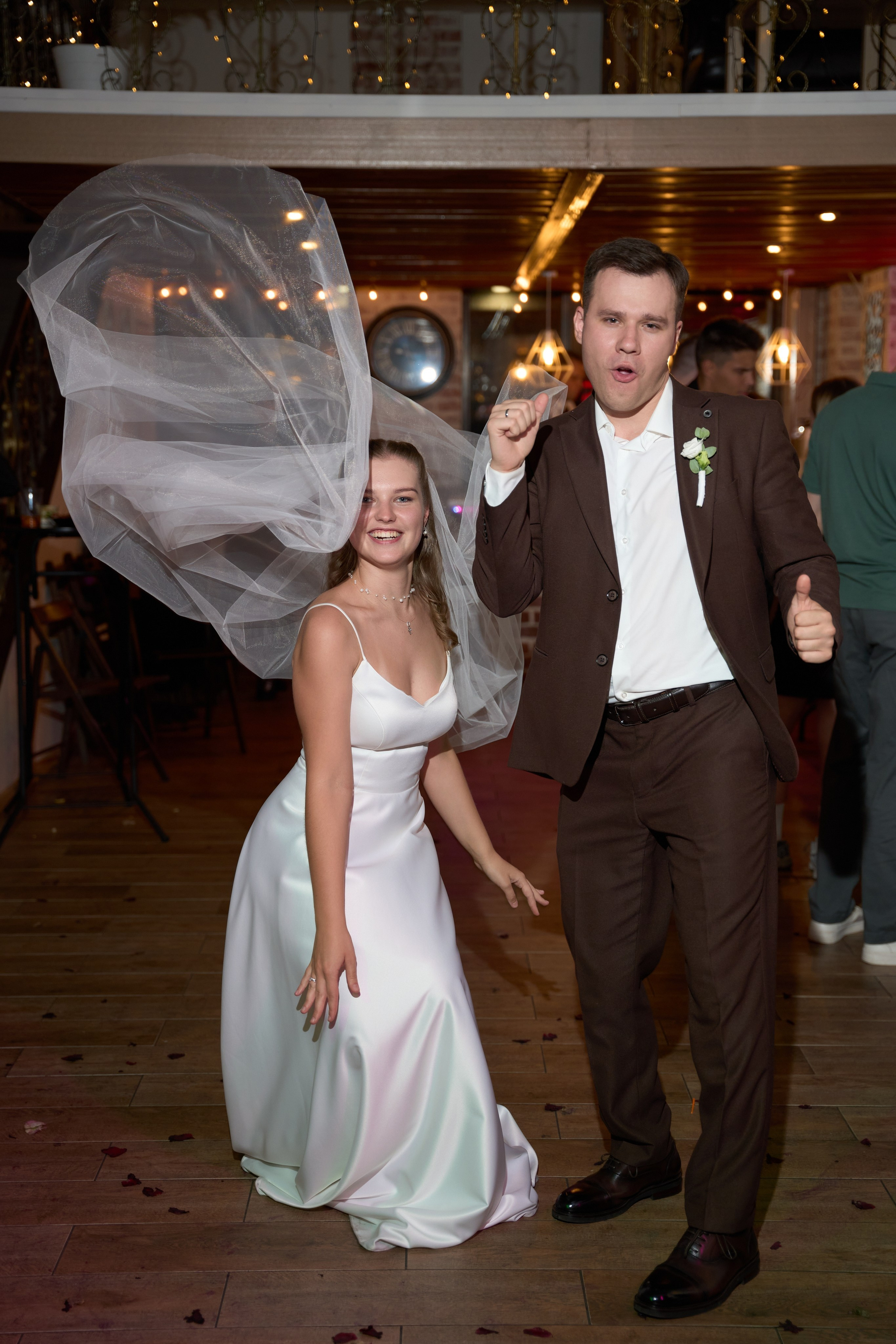 Свадебная фотосъемка в Москве – Нежные и стильные кадры | AkselPhoto. Фотограф в Москве (ЮВАО ВАО СВАО)