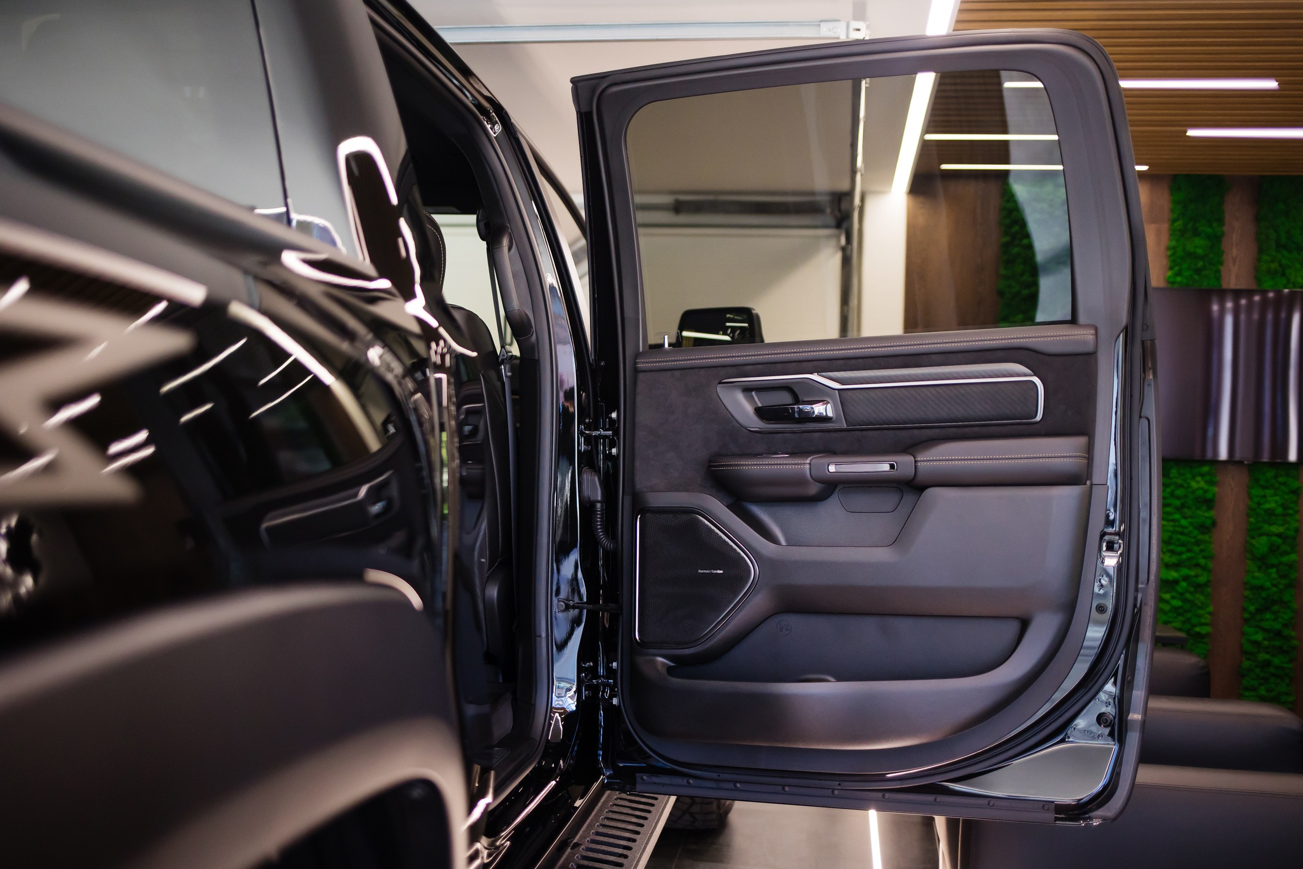 Автомобильная съемка. Фотограф Санкт-Петербург. Night2Day Санкт-Петербург