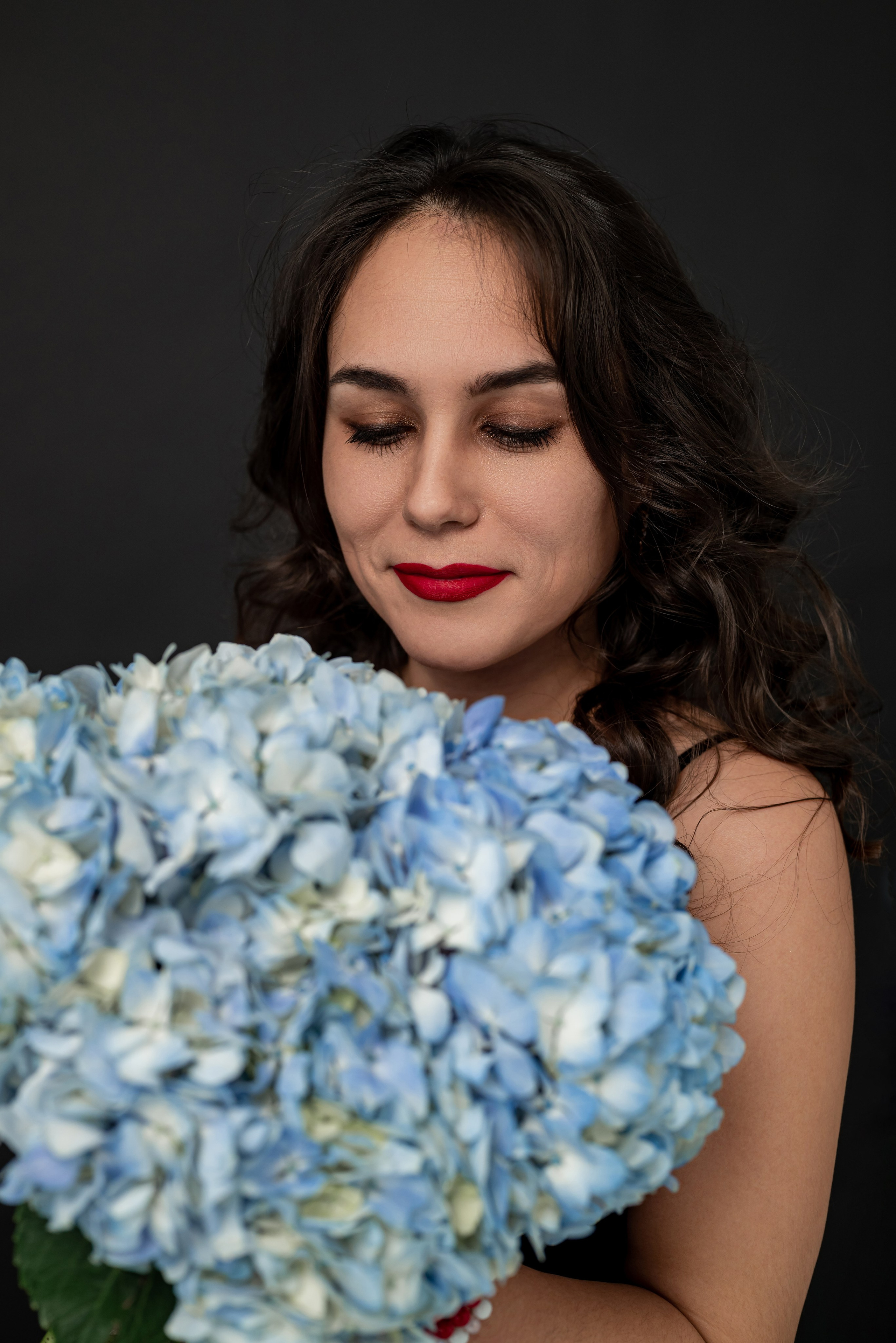 Фотопроект с голубыми гортензиями. Фотограф в городе Салават