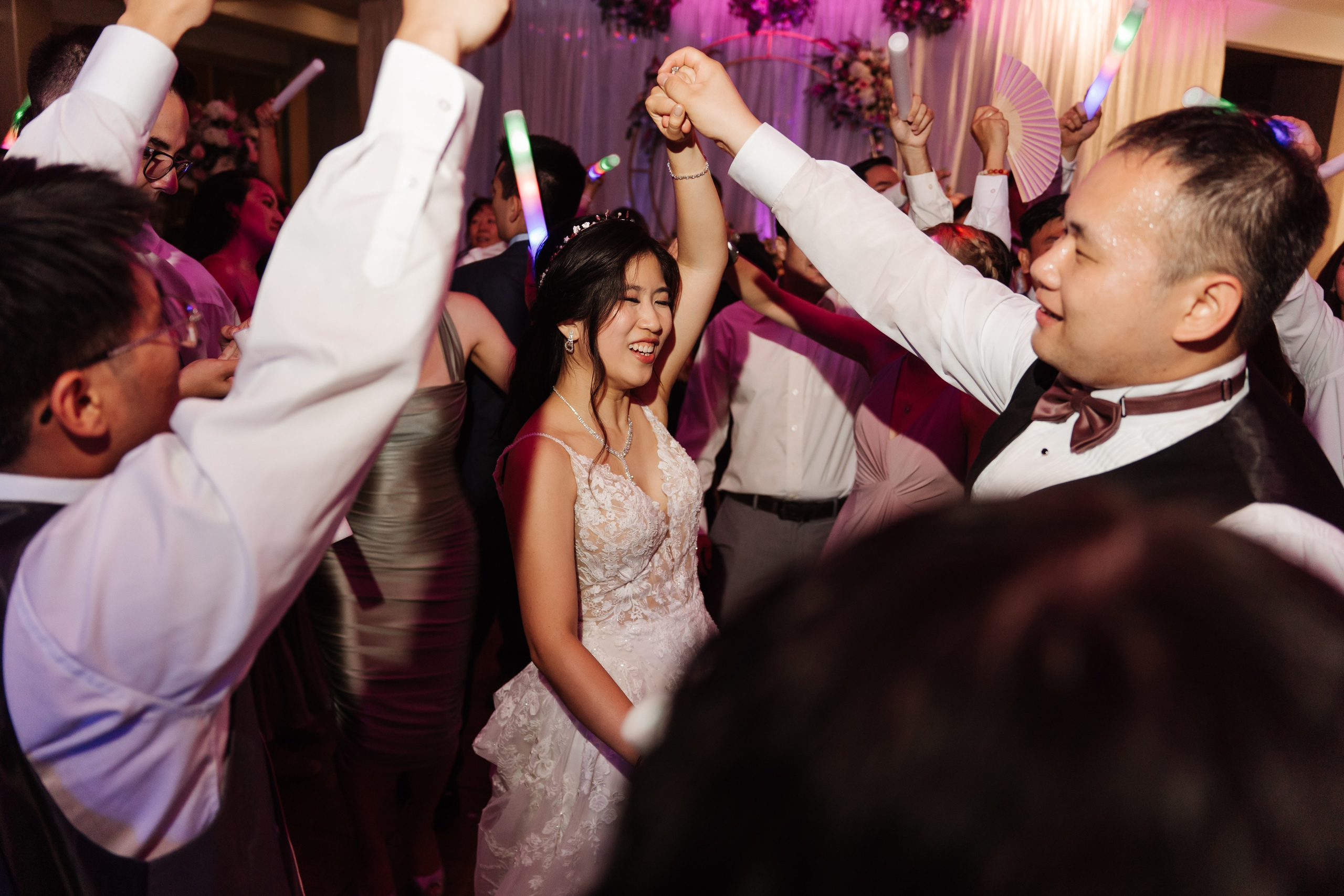 2025-08-16_AndreaChristopher. Ретушер Зенькевич Света