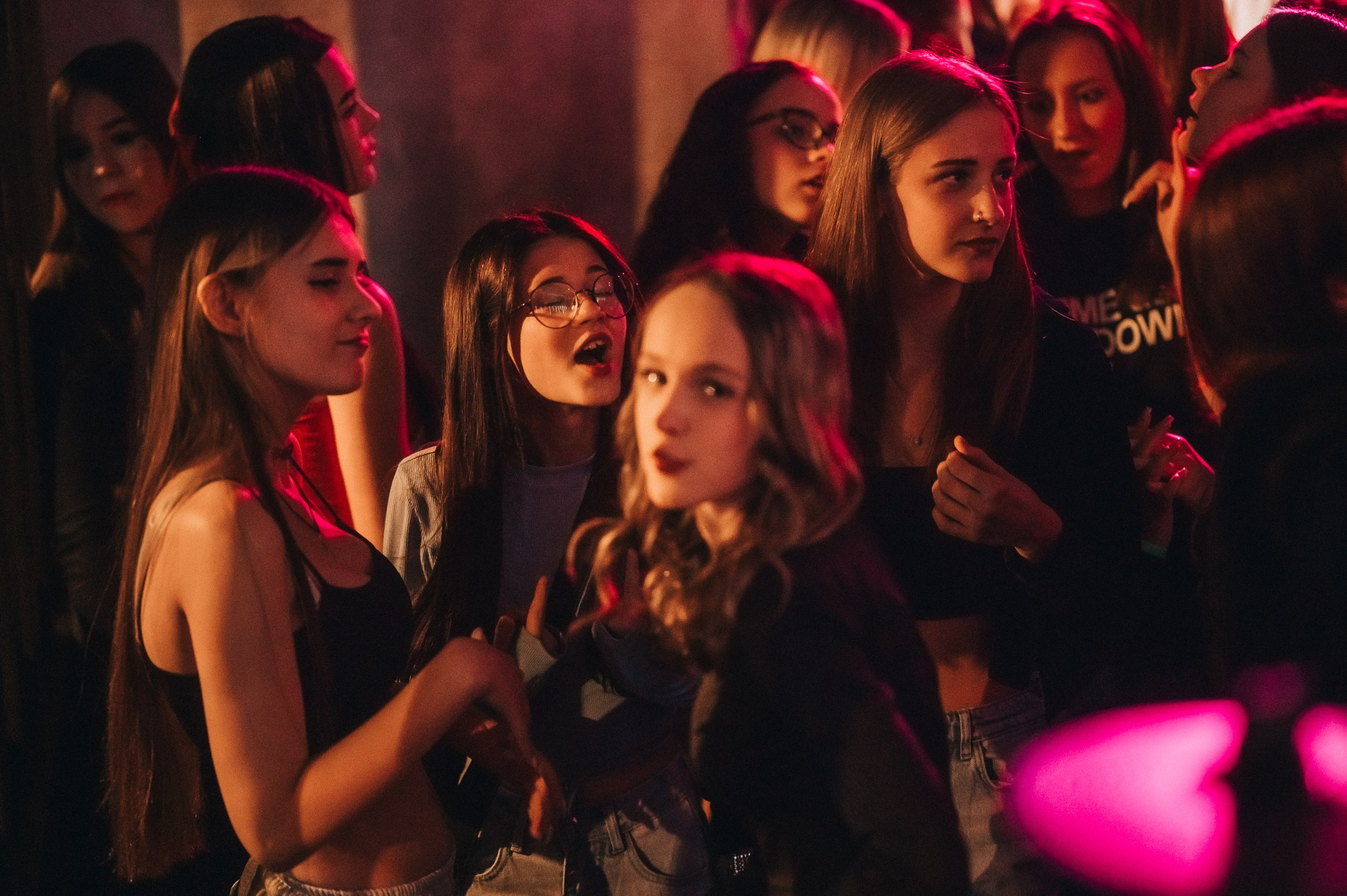 8 MARCH WOMENS DAY PARTY. Фотограф в Кемерово Владислав Шульц