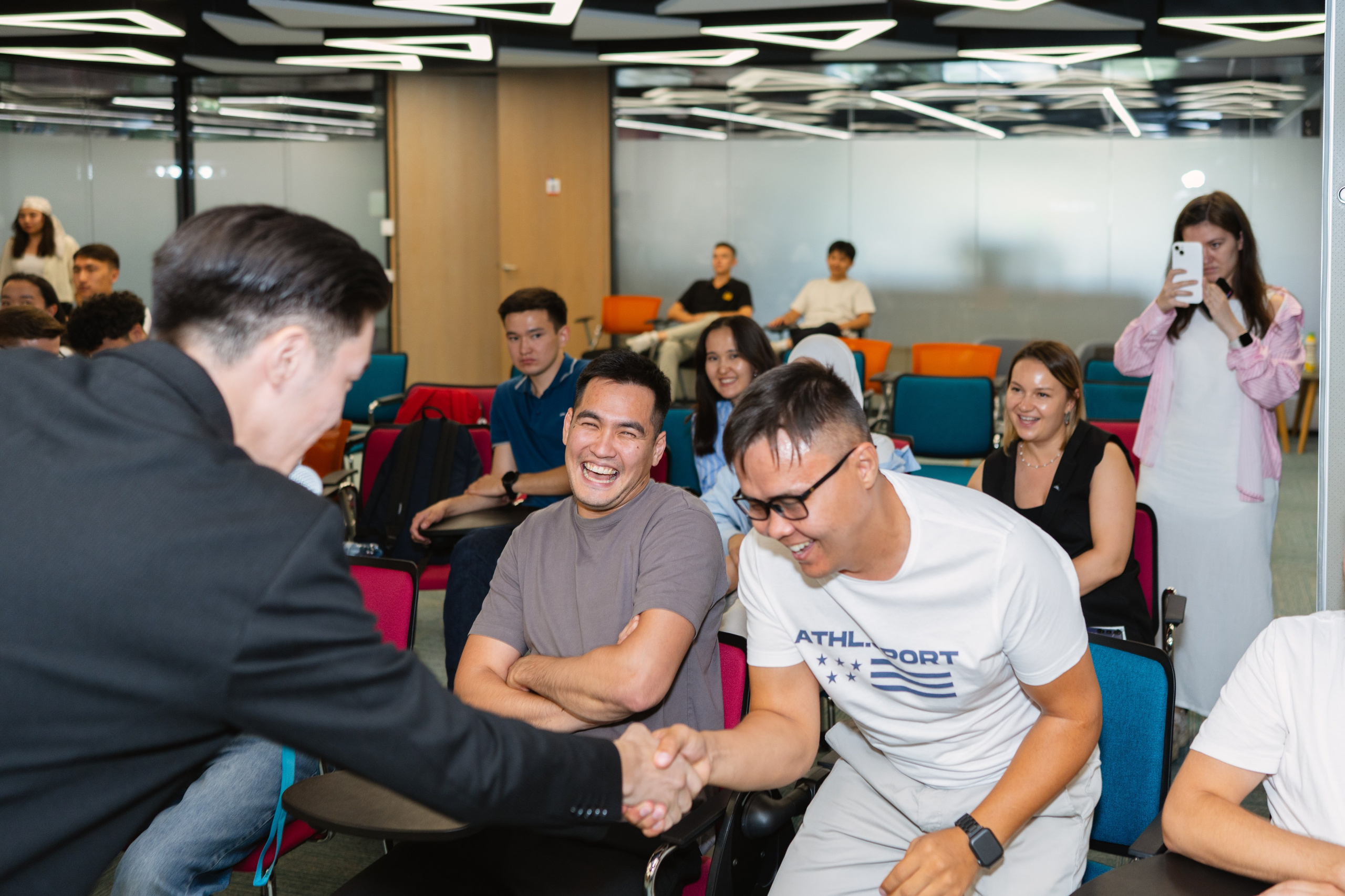 OZAT. Профессиональная съемка в Алматы