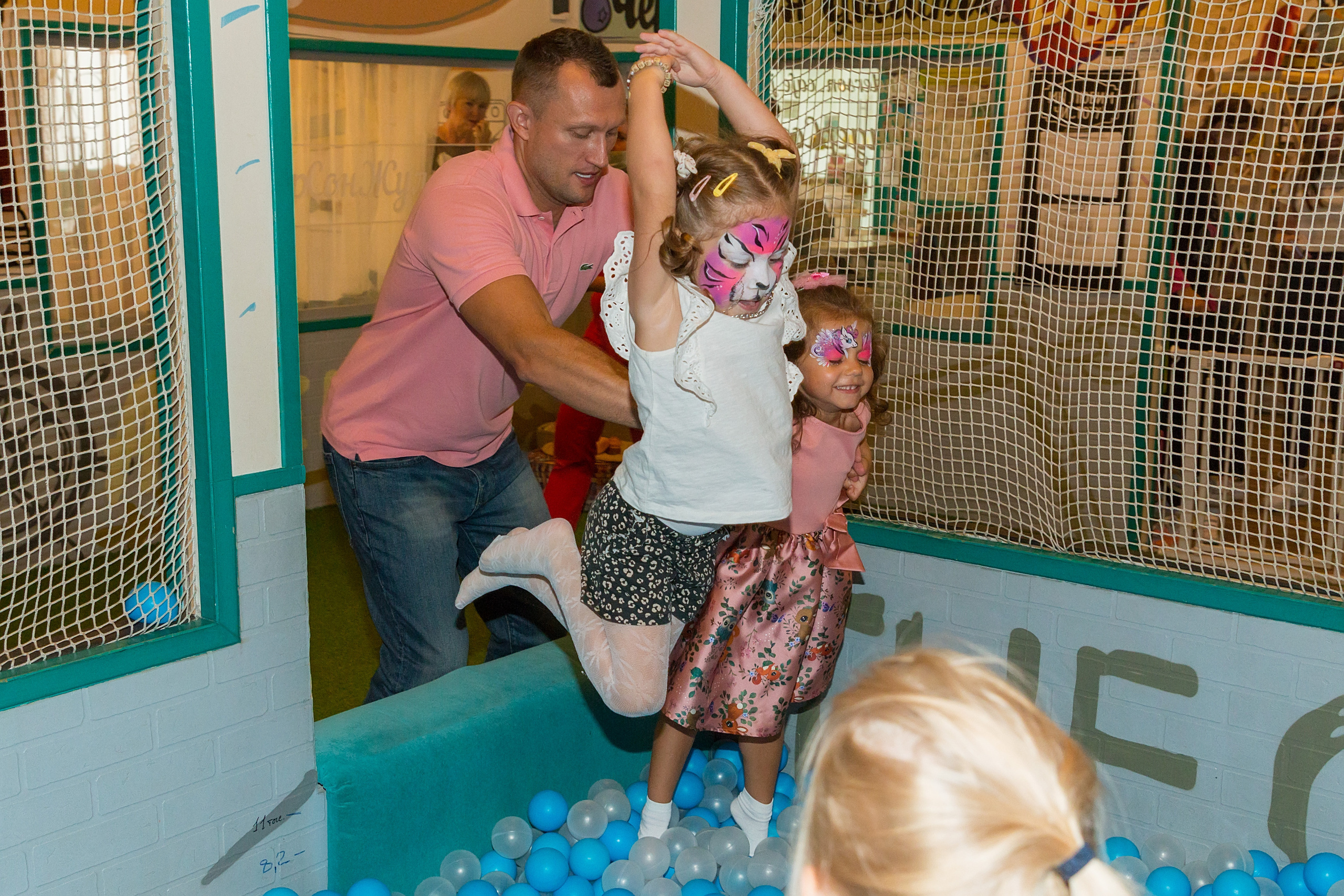 День рождение Вики 4 года. Семейный и детский фотограф в Москве Екатерина Лебедева