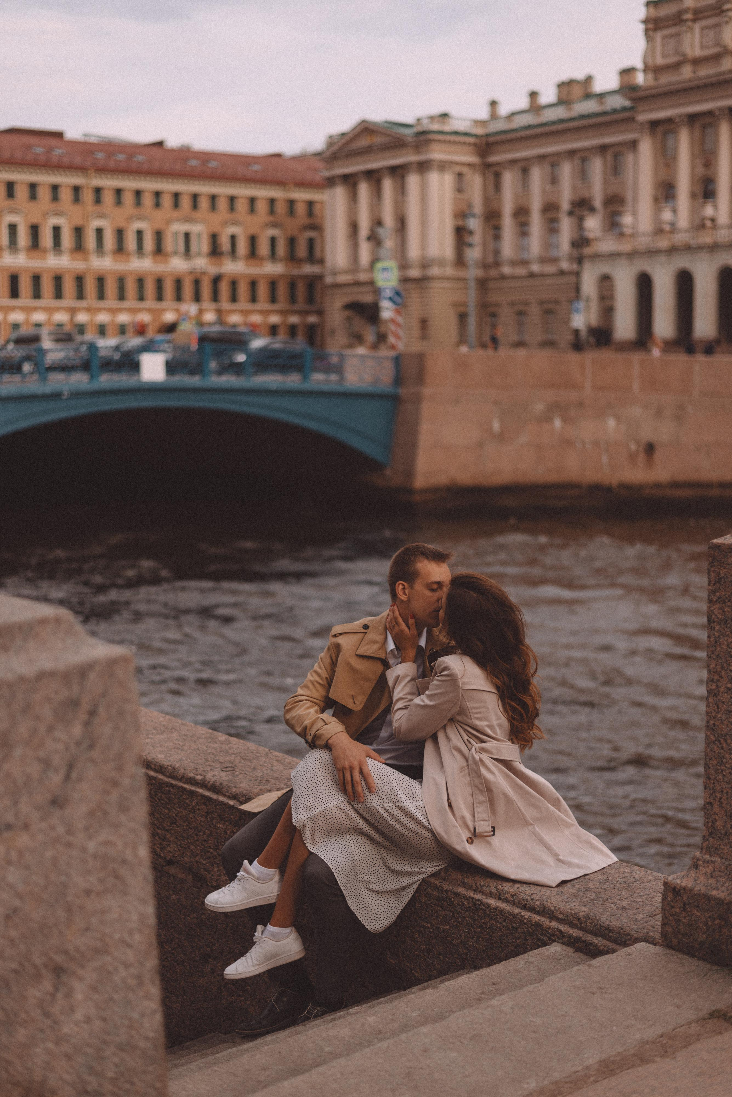 ЛавСтори Исаакиевский собор. Свадебный фотограф в Санкт-Петербурге