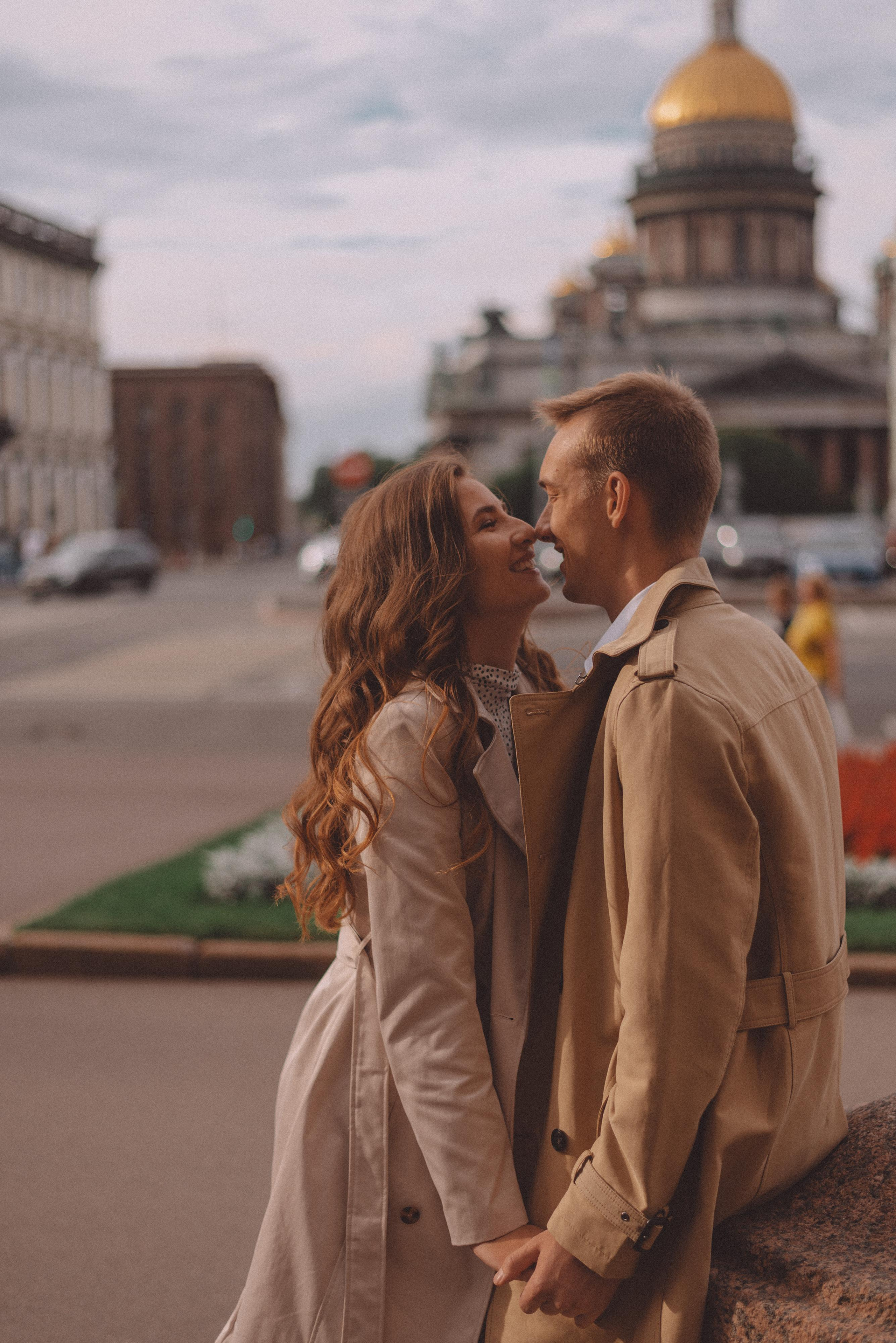 ЛавСтори Исаакиевский собор. Свадебный фотограф в Санкт-Петербурге