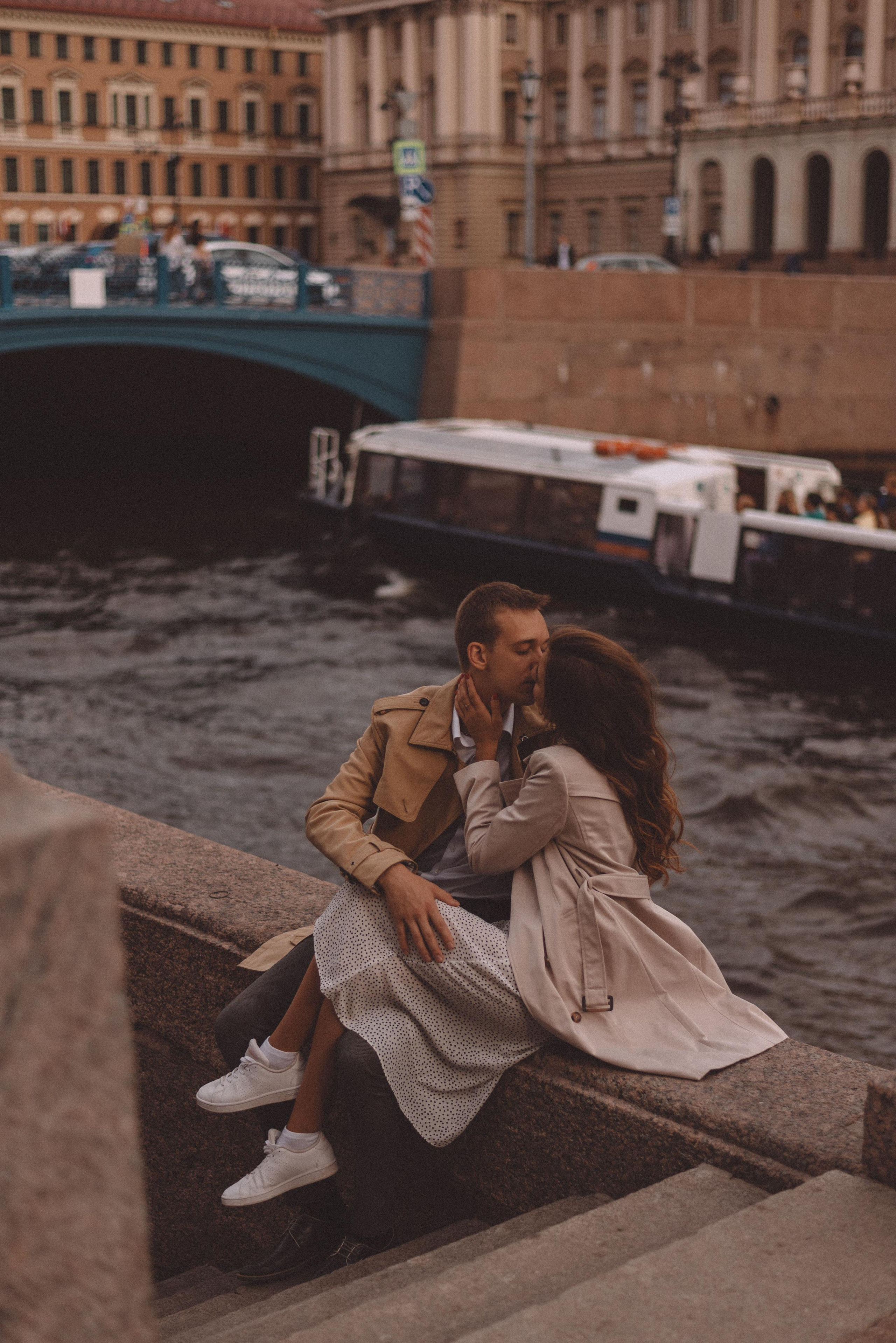 ЛавСтори Исаакиевский собор. Свадебный фотограф в Санкт-Петербурге