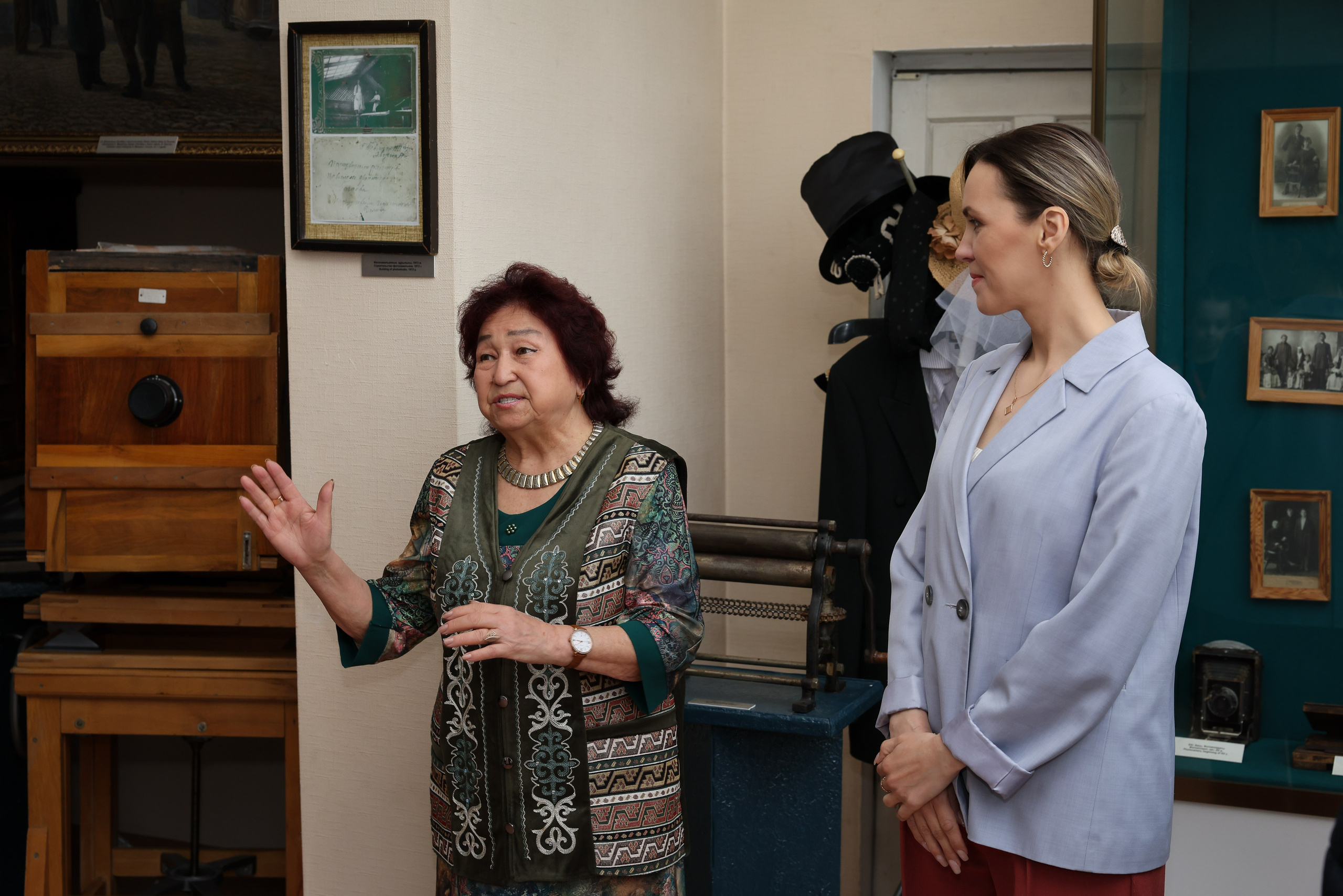 Фотовыставка к 1 июня 2025 «Мир детства». Детский и семейный фотограф в Павлодаре Оксана Солей. Школа моделей