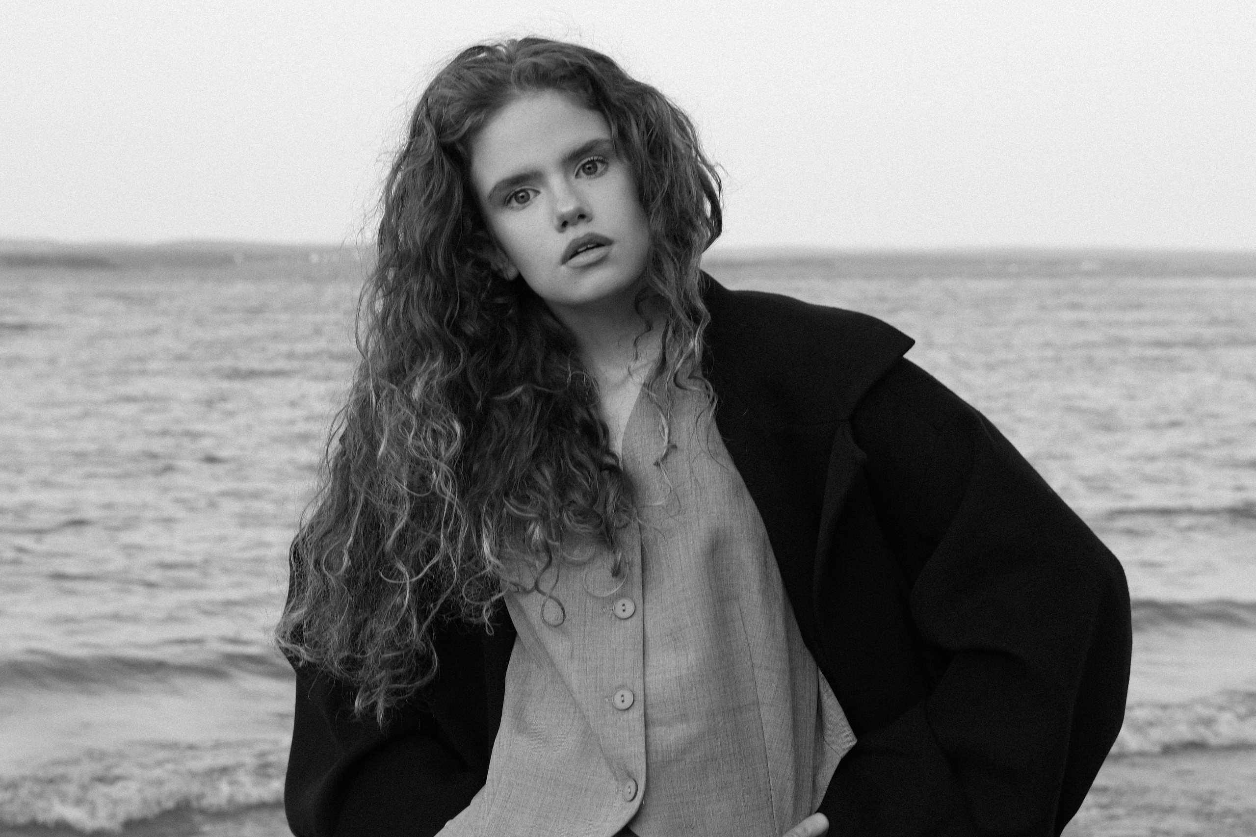 Злата. DASHA PAUTINKA