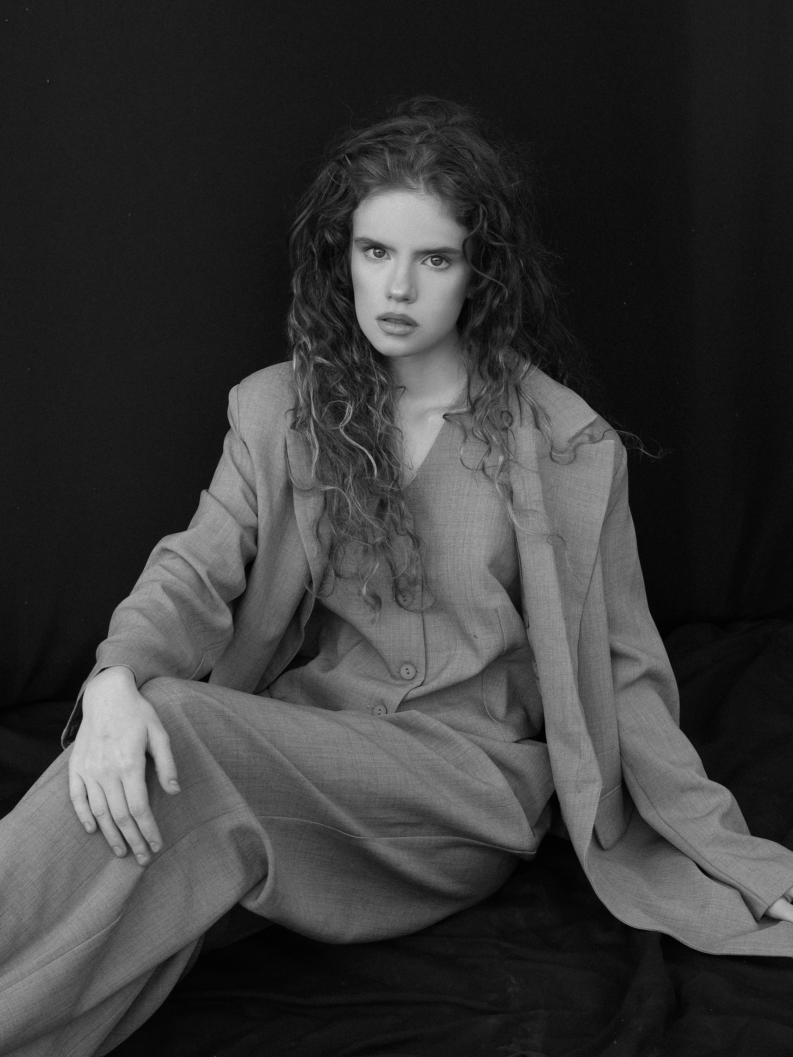 Злата. DASHA PAUTINKA