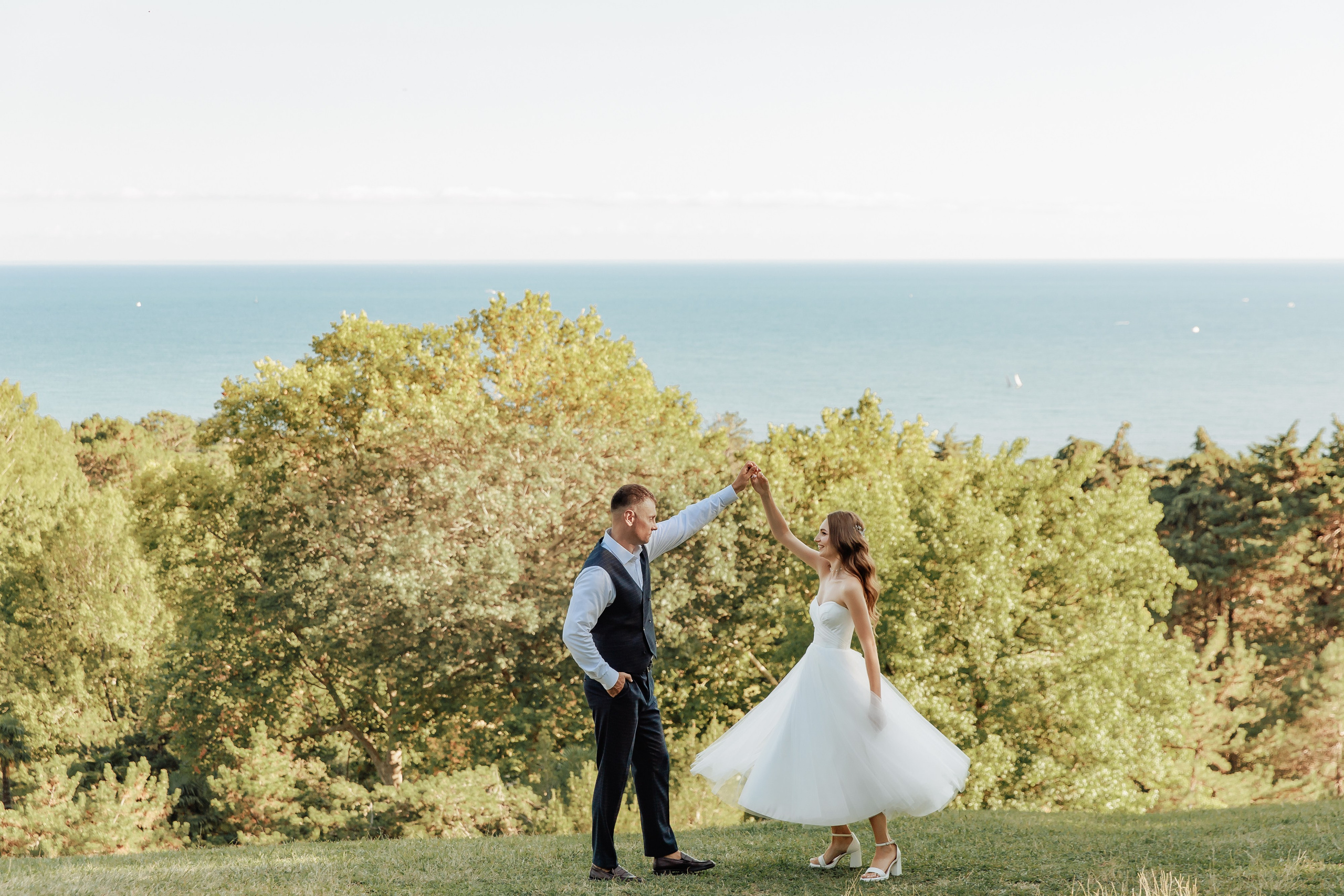 Роскошная фотосессия в Сочи на яхте. Свадебный фотограф в Абхазии, Сухум, Гагра, Сочи