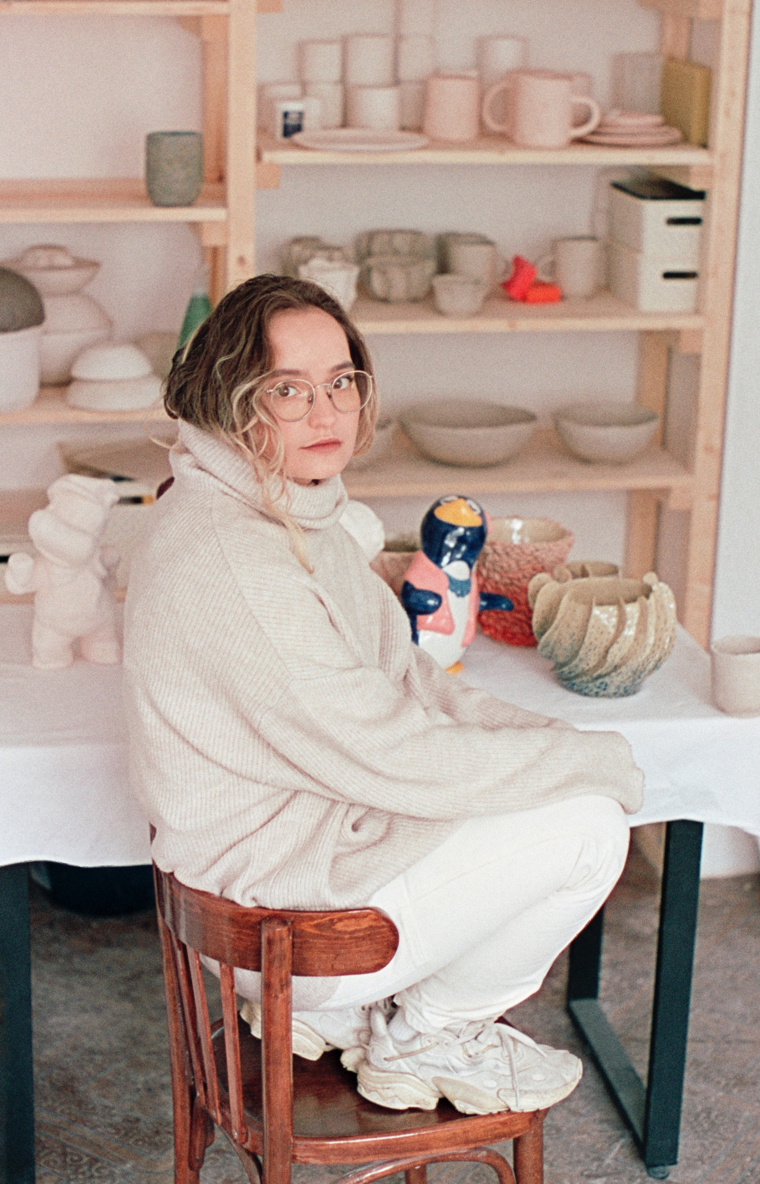 D.N. Стилист и плёночный фотограф Анастасия Шлокова в Санкт-Петербурге и Москве