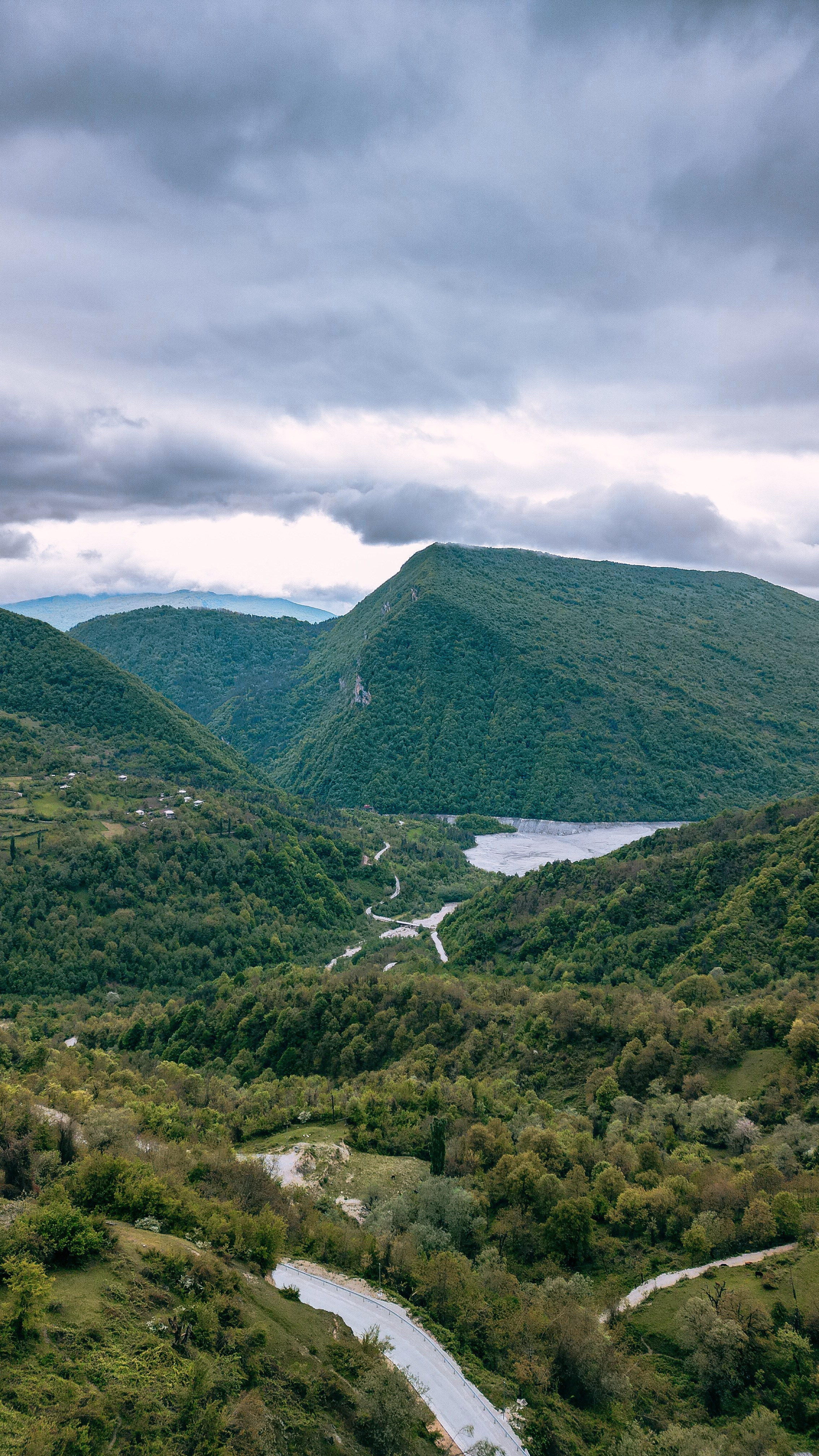 Грузия 2023. Человек с фотокамерой