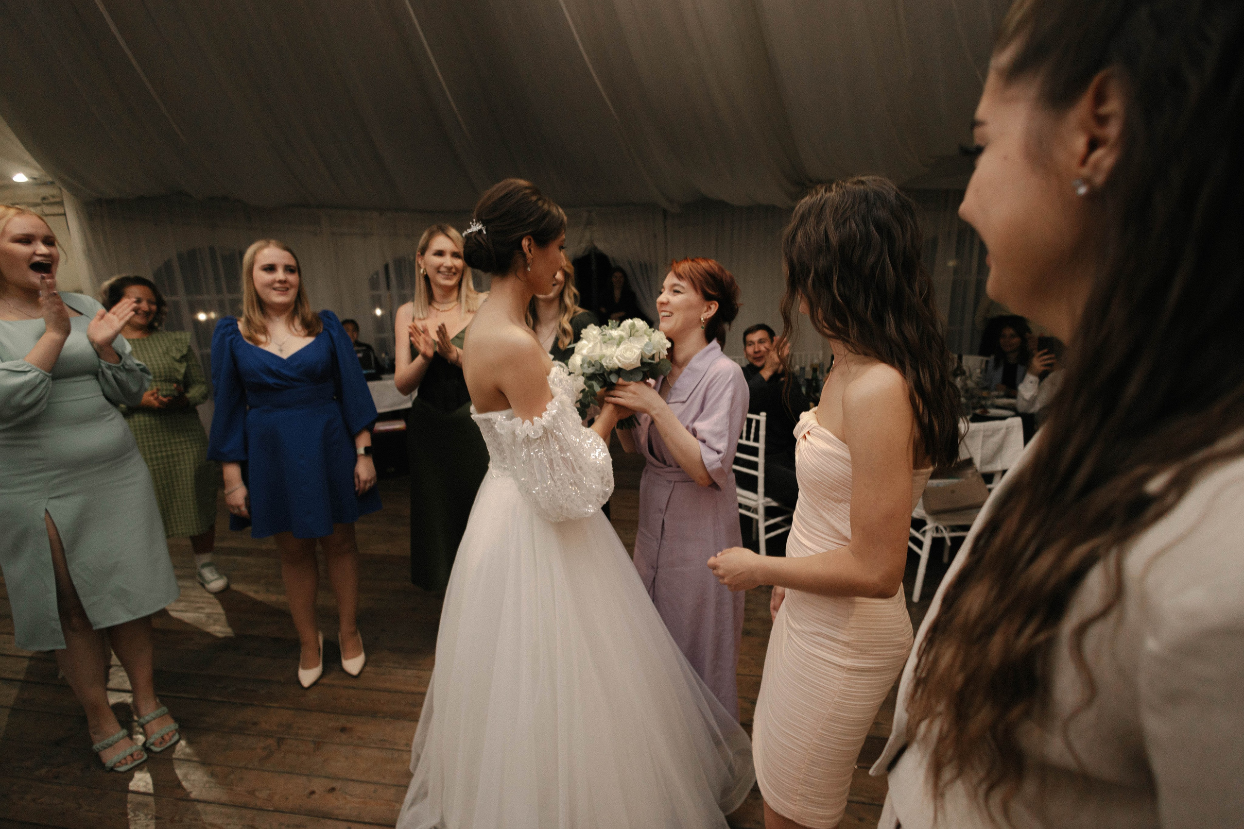 Первое дуновение ветра. Свадебный фотограф видеограф Новосибирск Кемерово Калининград