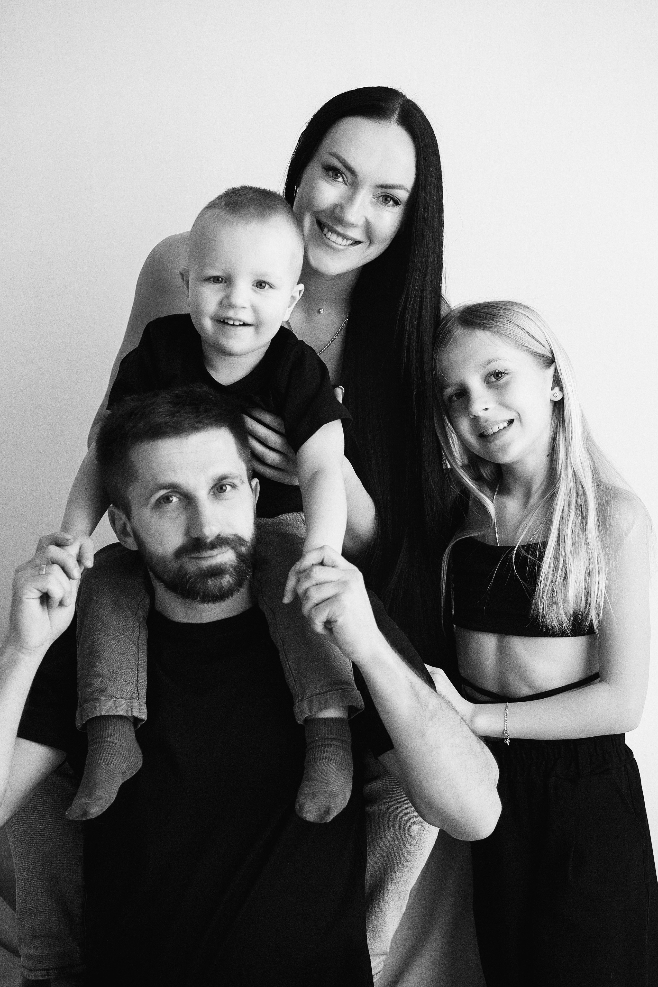 ЧБ серия. Фотограф новорожденных Оксана Полевская