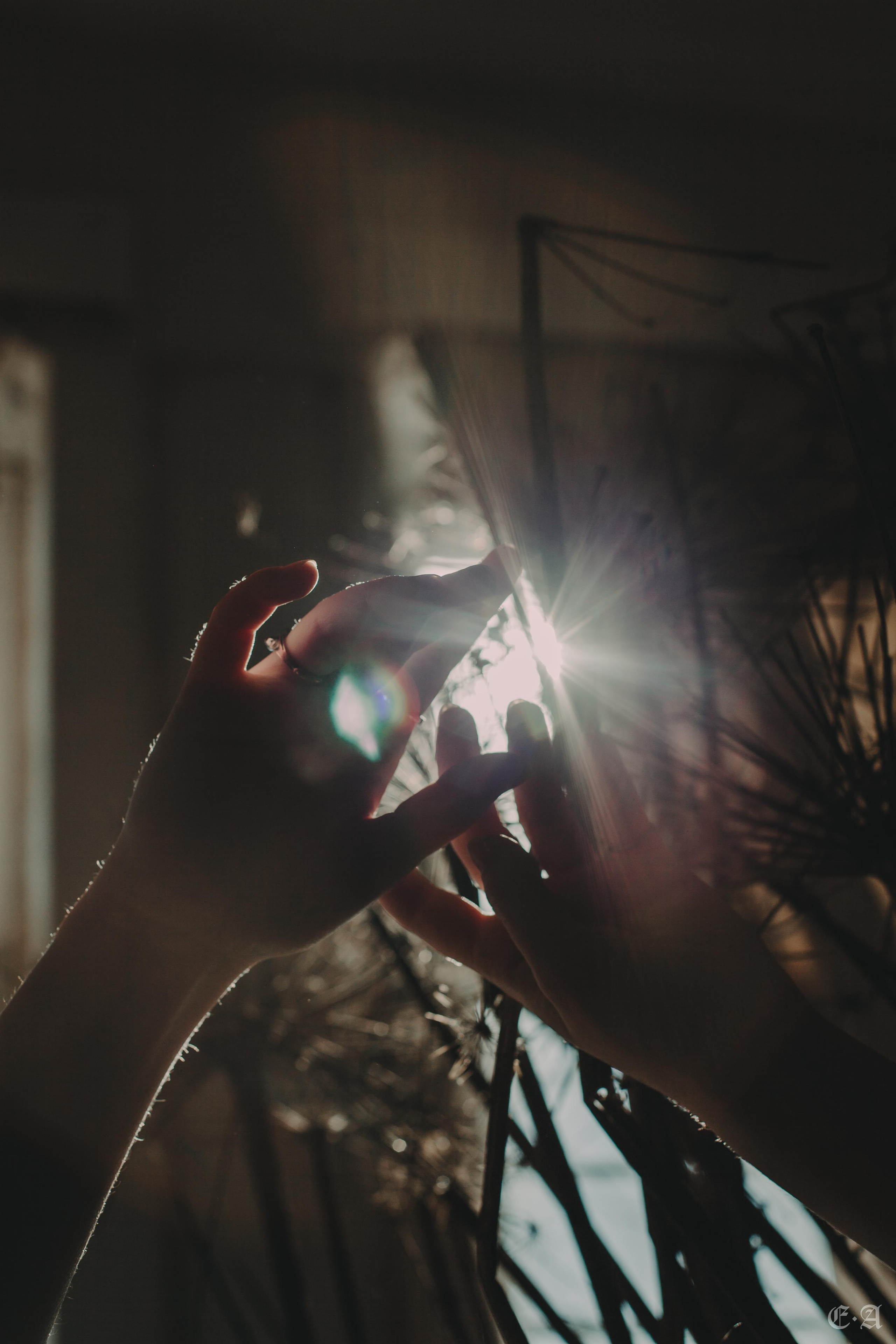 История сына древа Феанор и одного из Майар. Фотограф Ellairen