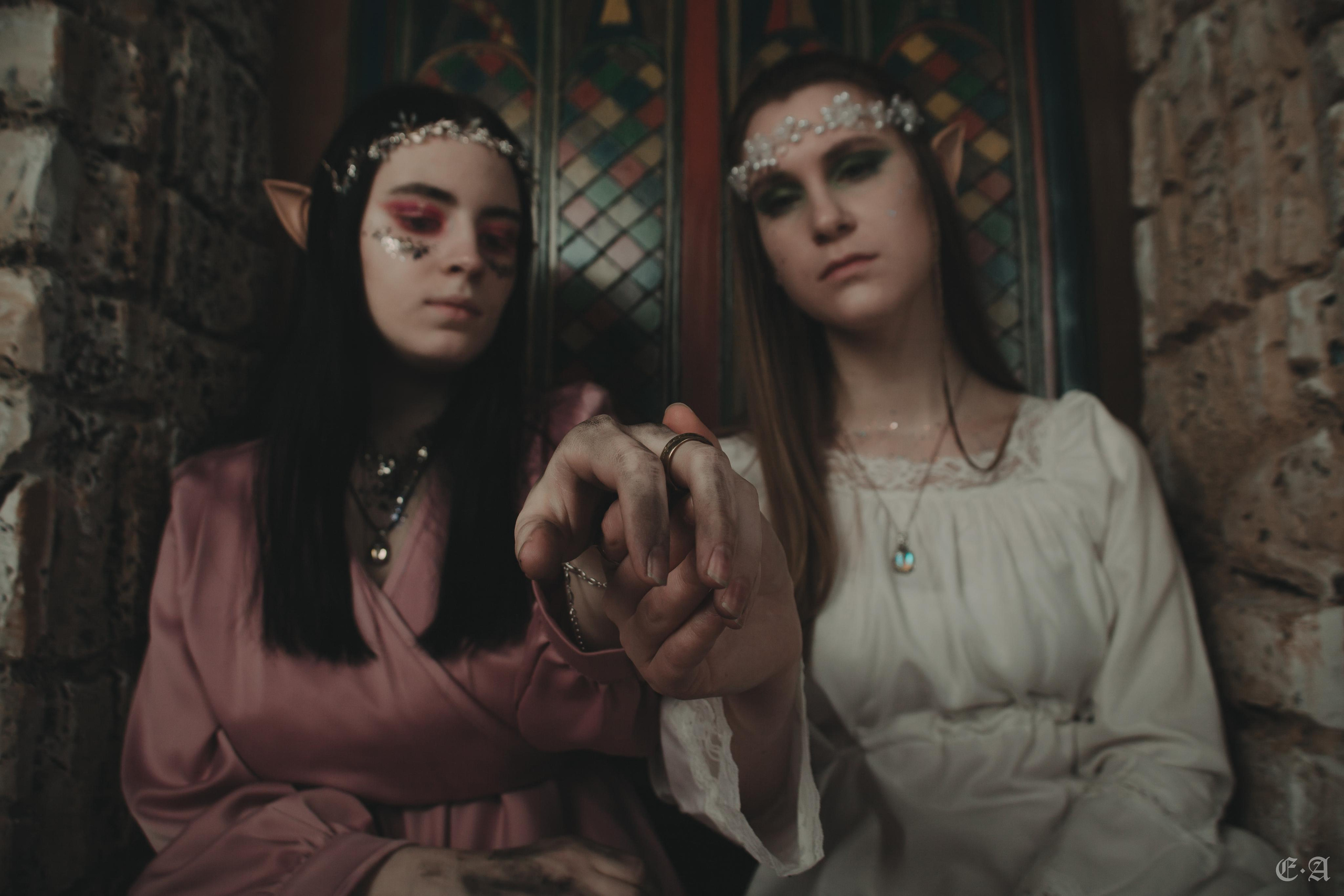 История сына древа Феанор и одного из Майар. Фотограф Ellairen