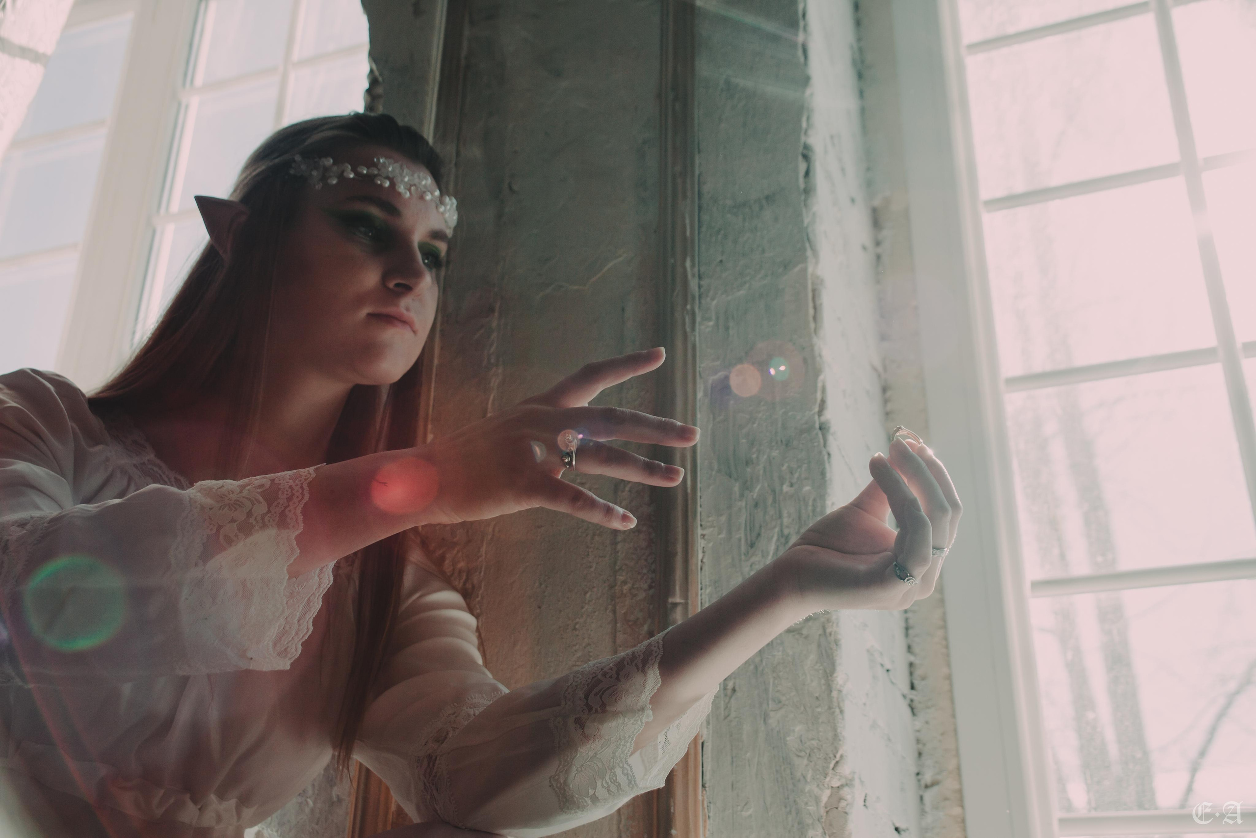 История сына древа Феанор и одного из Майар. Фотограф Ellairen