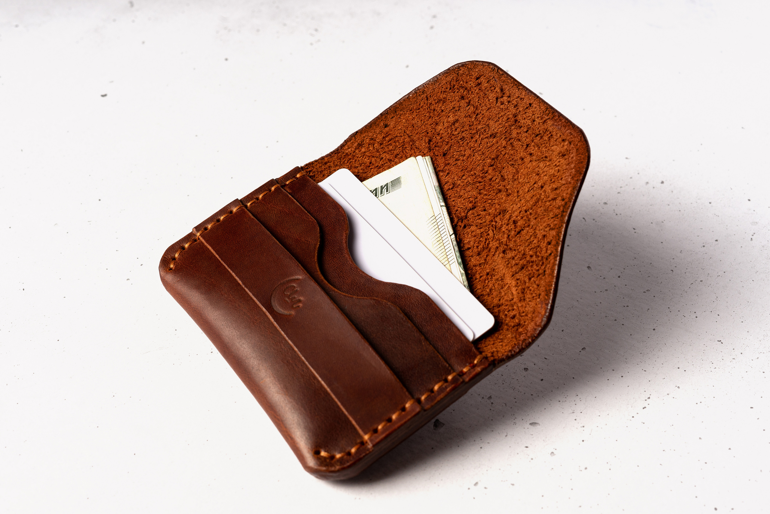 Кожанные изделия. Фотограф Ахмедов Эльдар Чита