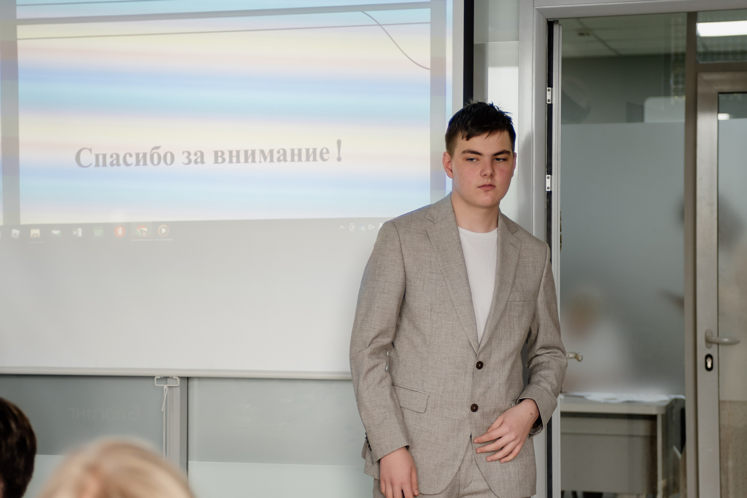 Выпускной: компьютерная академия Топ. Фотограф в Твери Дементьева Анастасия