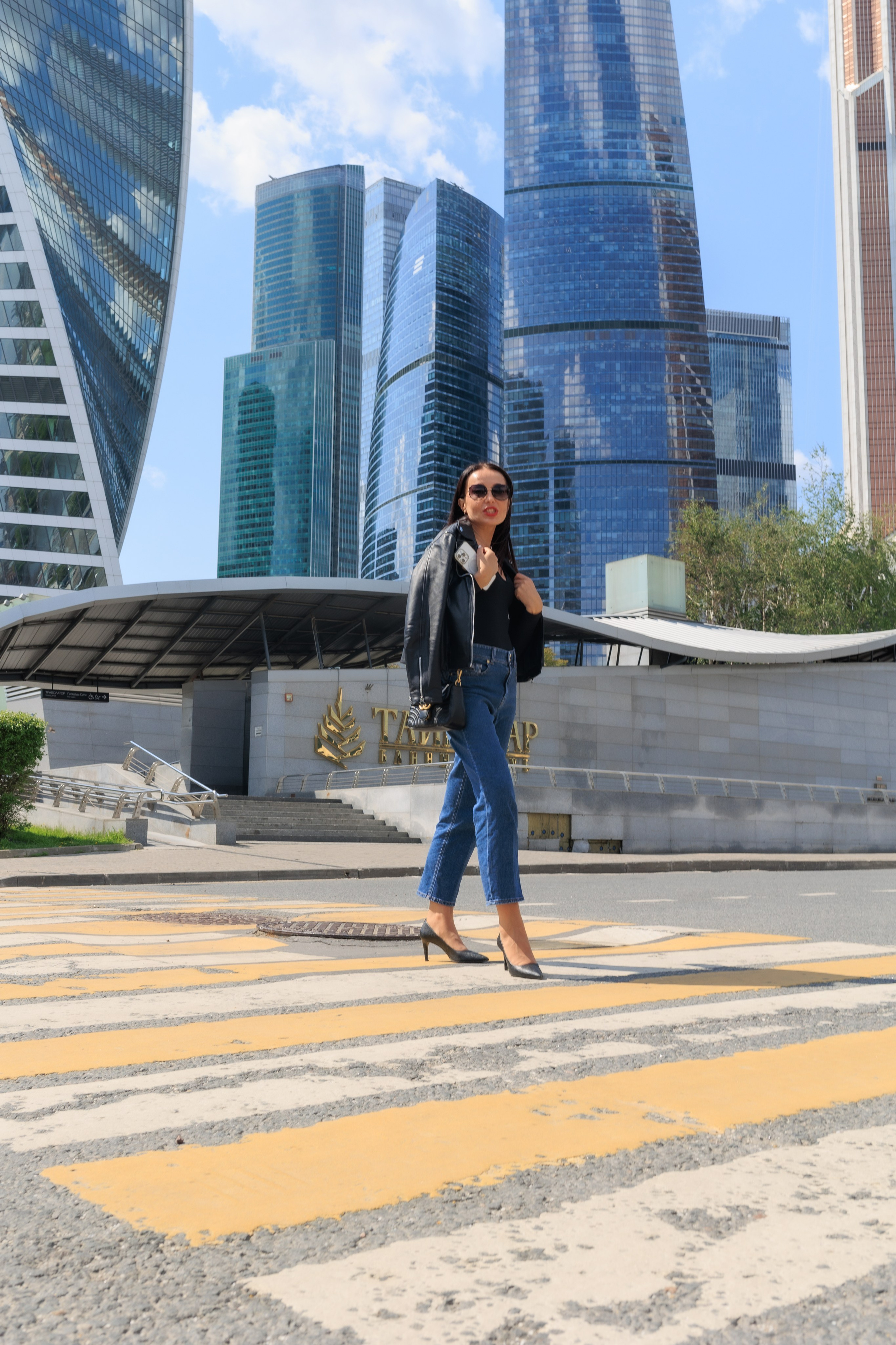 АЛЛА. Я фотограф из Москвы к Вашим услугам