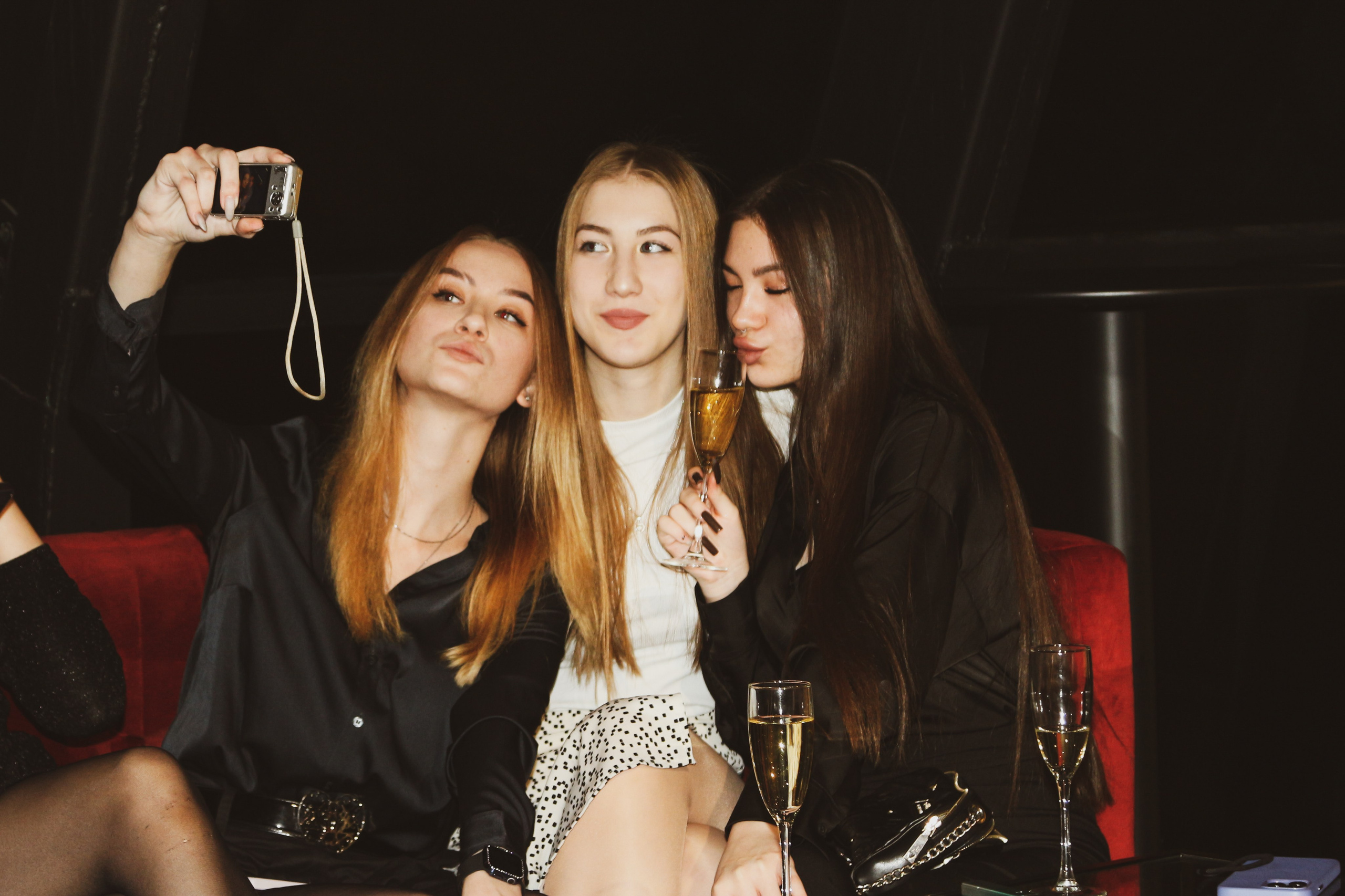 Студия пятница 3. Алиса Томшина — Фотограф / Видеограф