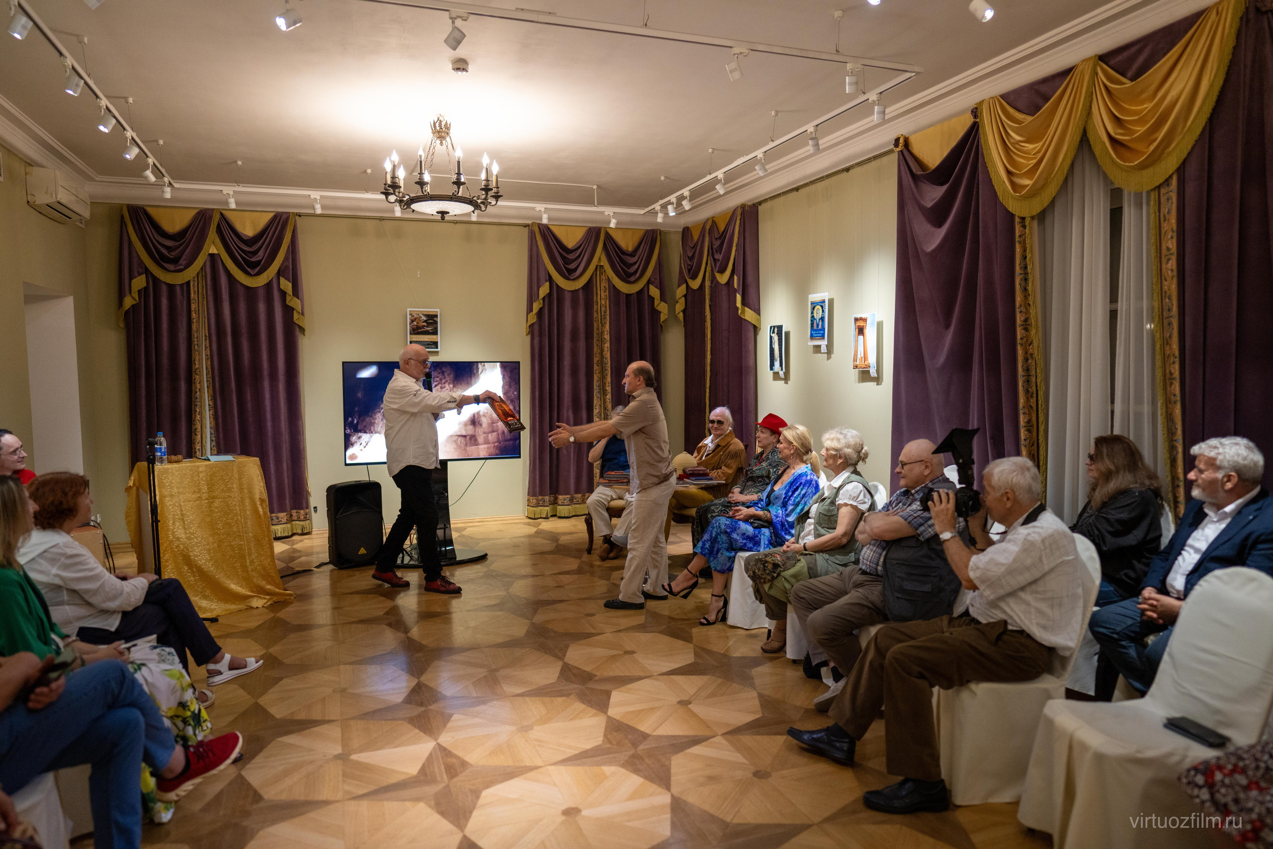 Встреча с писателем и путешественником Андрэ Ролланом