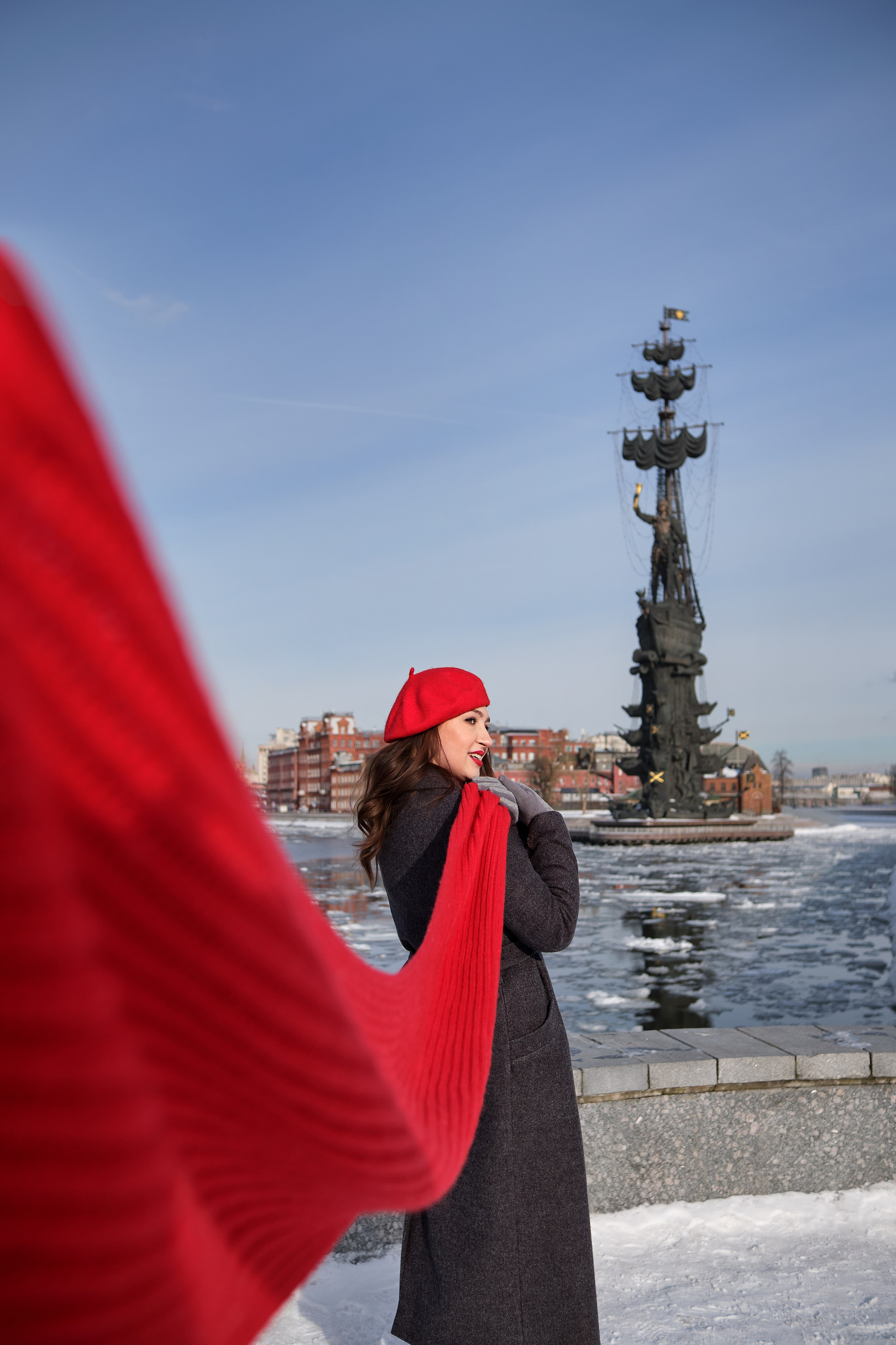 Виктория, яркие краски в белом феврале