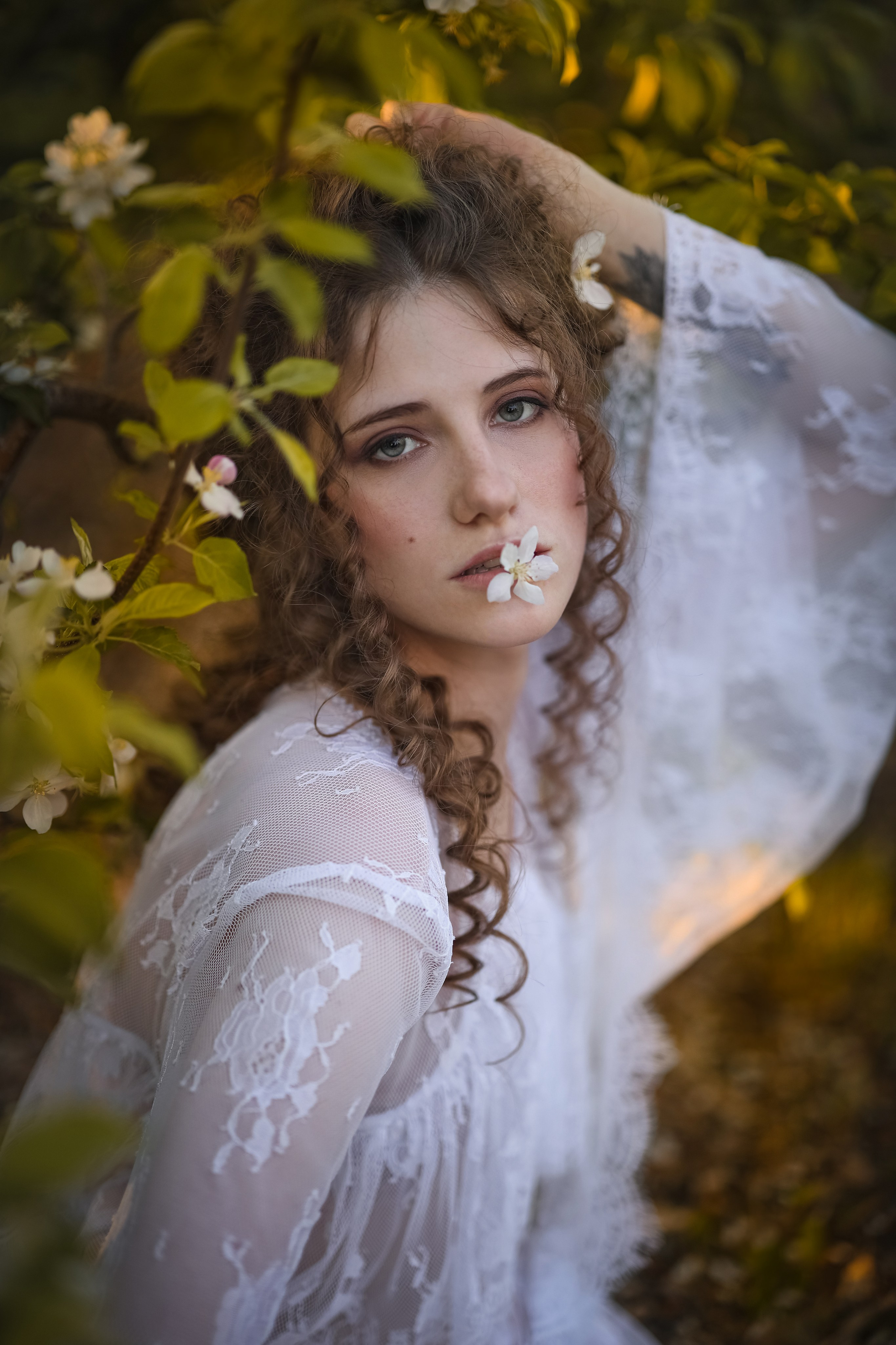 Фотосессия в яблоневом саду. Свадебный и семейный фотограф в Абхазии Жанна Соснина