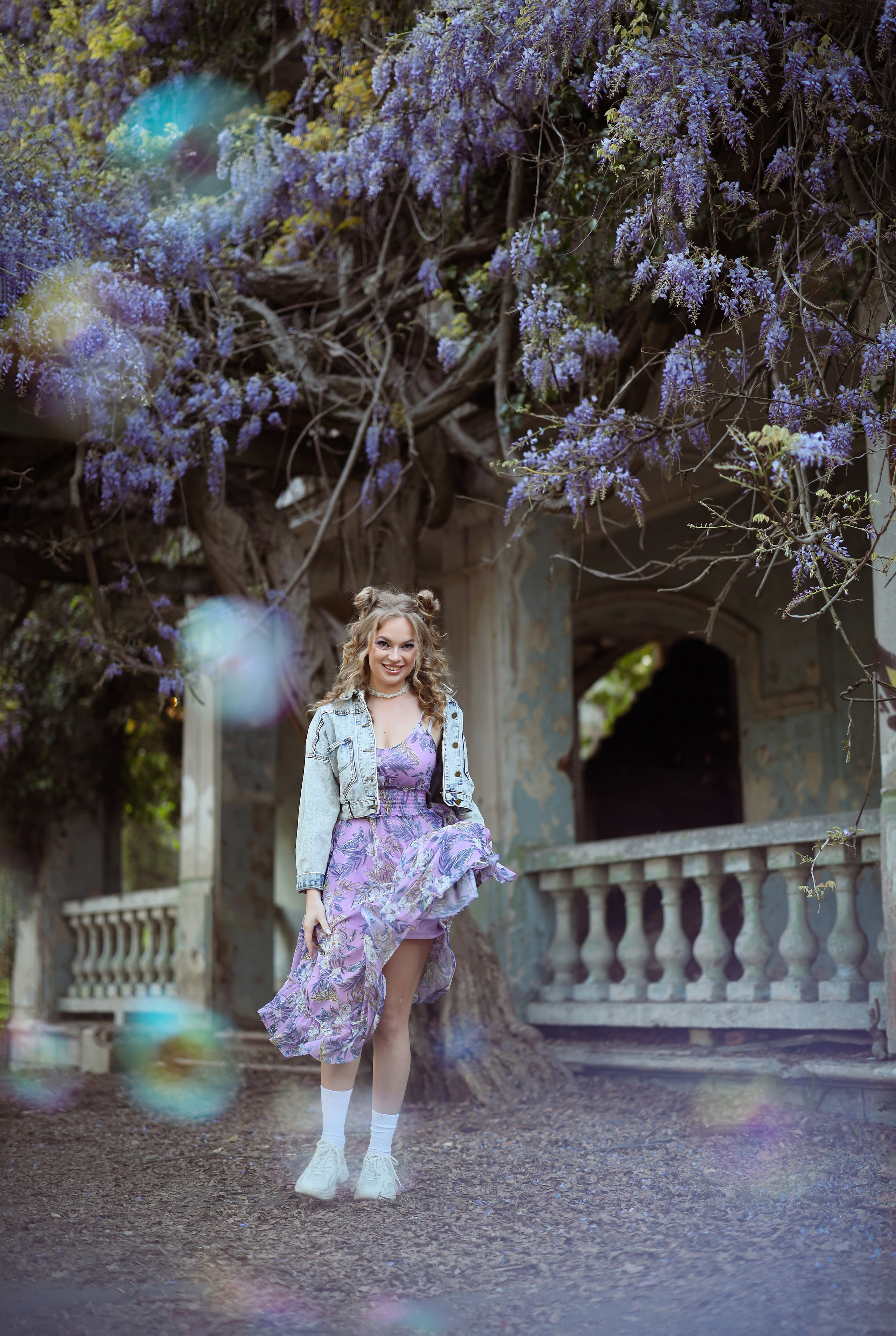 Фотосессия в глицинии для Юлии. Свадебный и семейный фотограф в Абхазии Жанна Соснина