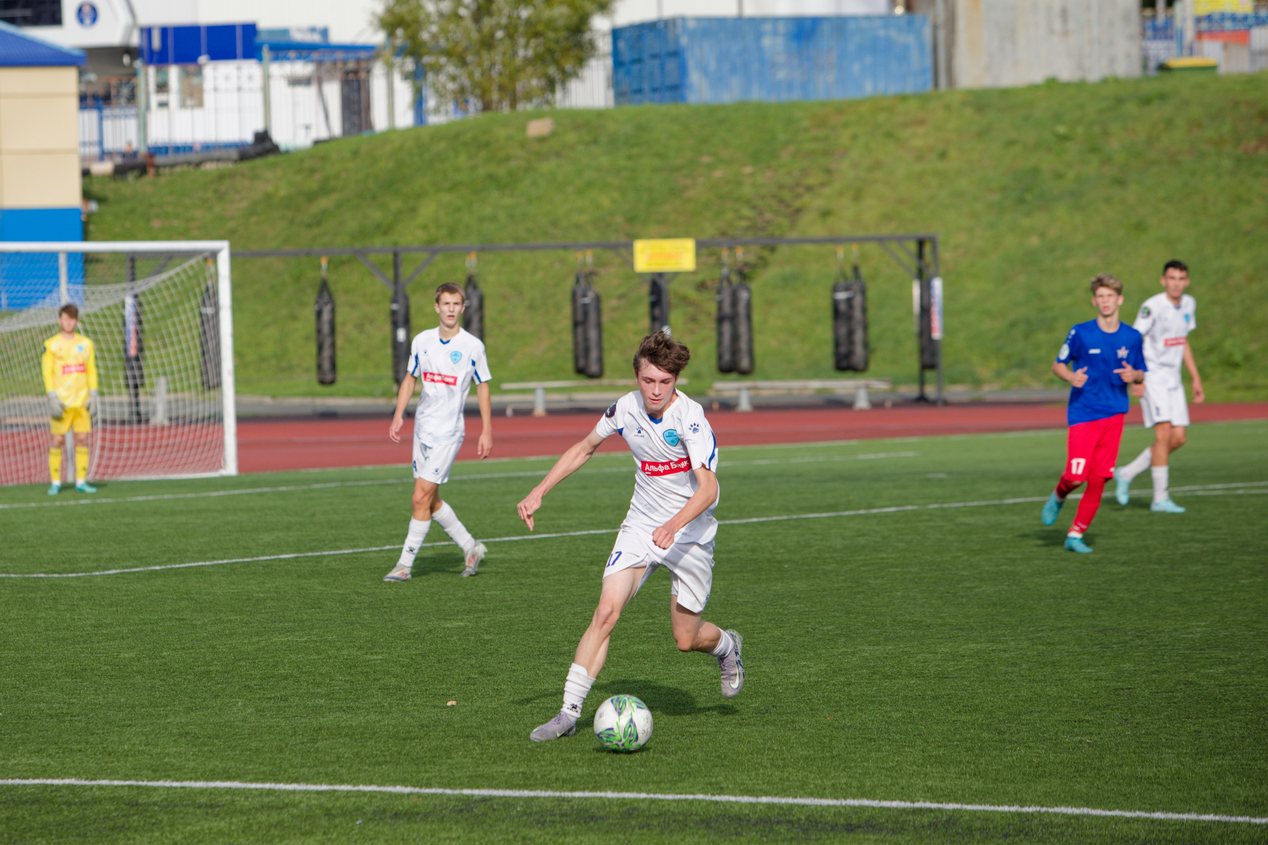 Матч ЮФЛ Сахалин-Хабаровск (U-18). Кутузов Евгений Фотограф в Южно-Сахалинске
