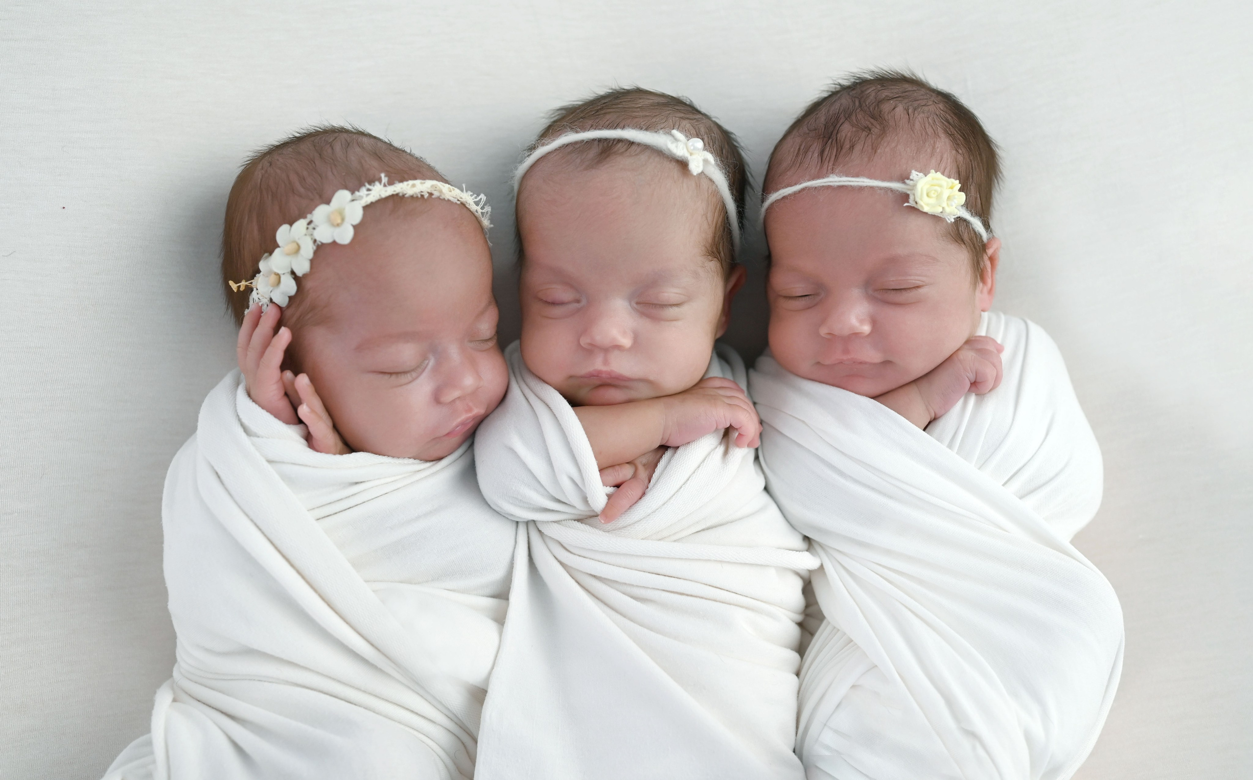 Тройняшки. Newborn42.ru Фотограф новорожденных  г. Кемерово Агафонова Жанна