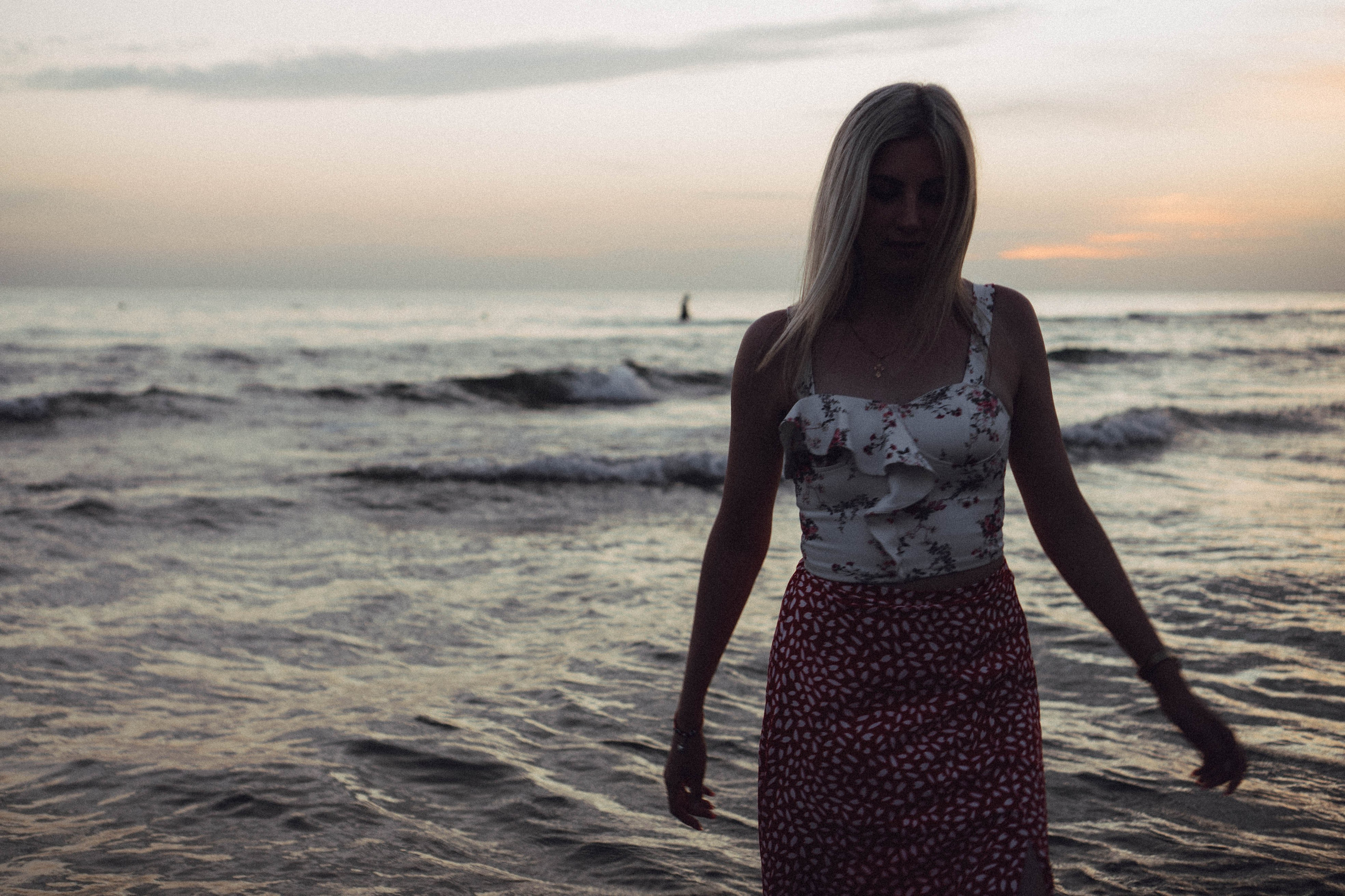 Июльский вечер на берегу черного моря. Профессиональный фотограф, Санкт-Петербург — Виктория Богомолова