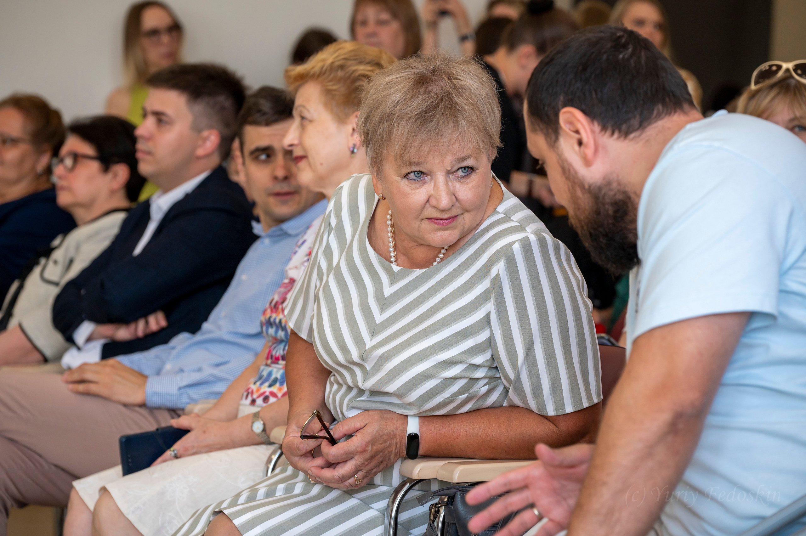 Репортаж о выпускном 9 классов в школе № 7 города Королёва, 26.06.24г. Профессиональный фотограф интерьеров в Москве Юрий Федоскин