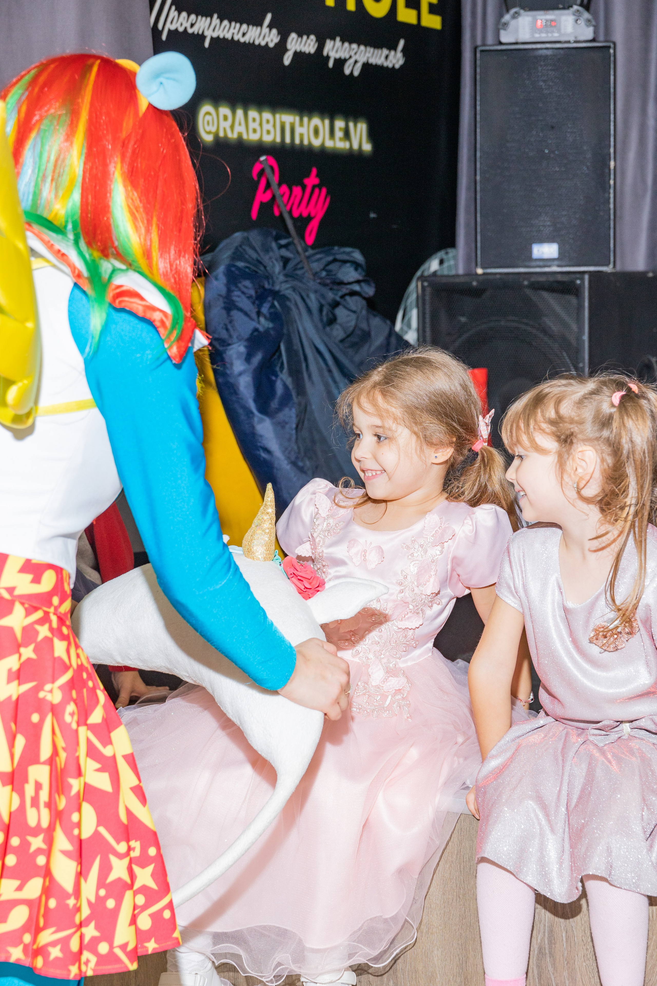 День Рождение Есении в Rabbit Holl. Выпускные альбомы во Владивостоке