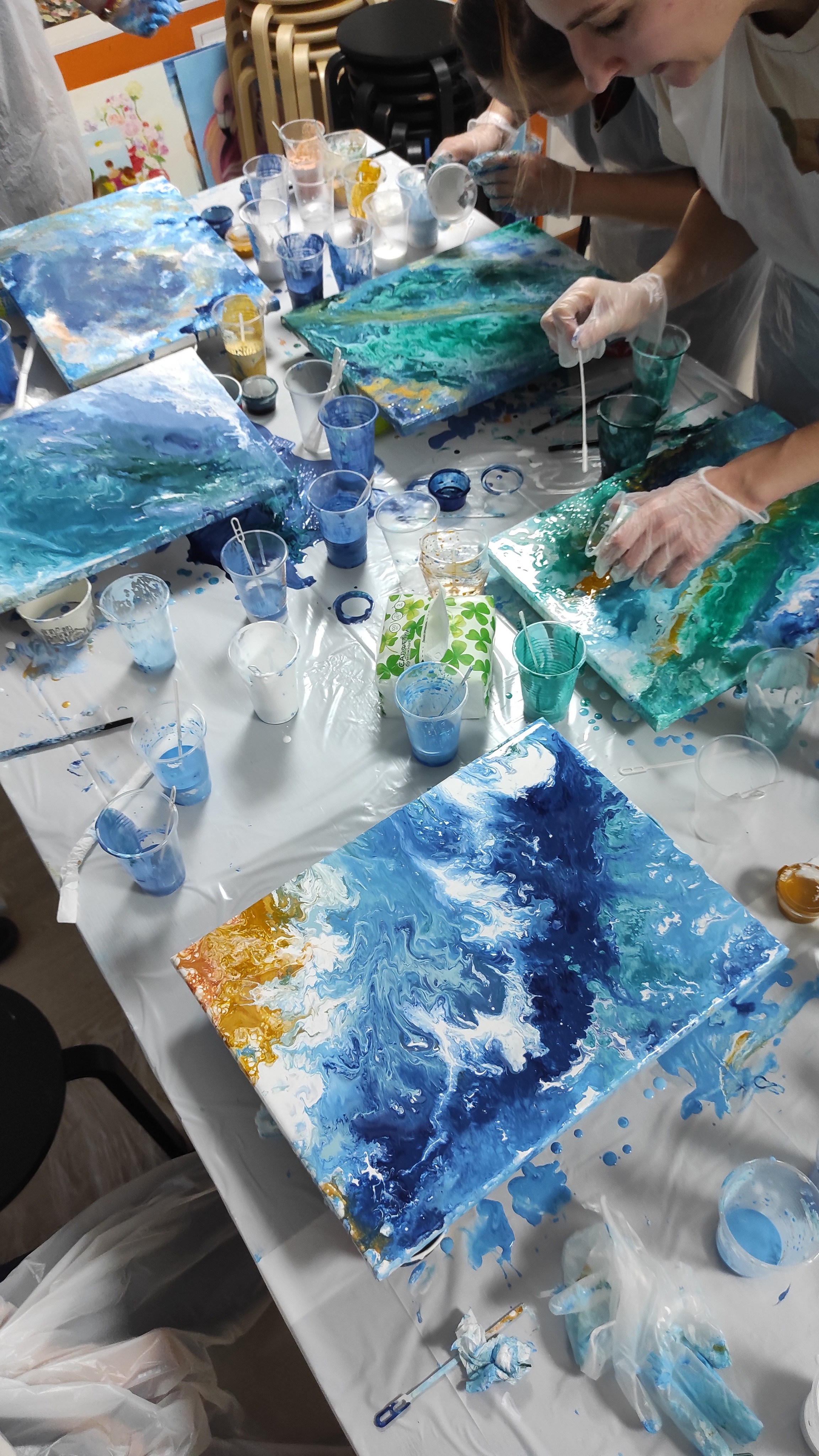 Арт-вечеринки. Арт-вечеринки и мастер-классы в Москве для взрослых и детей