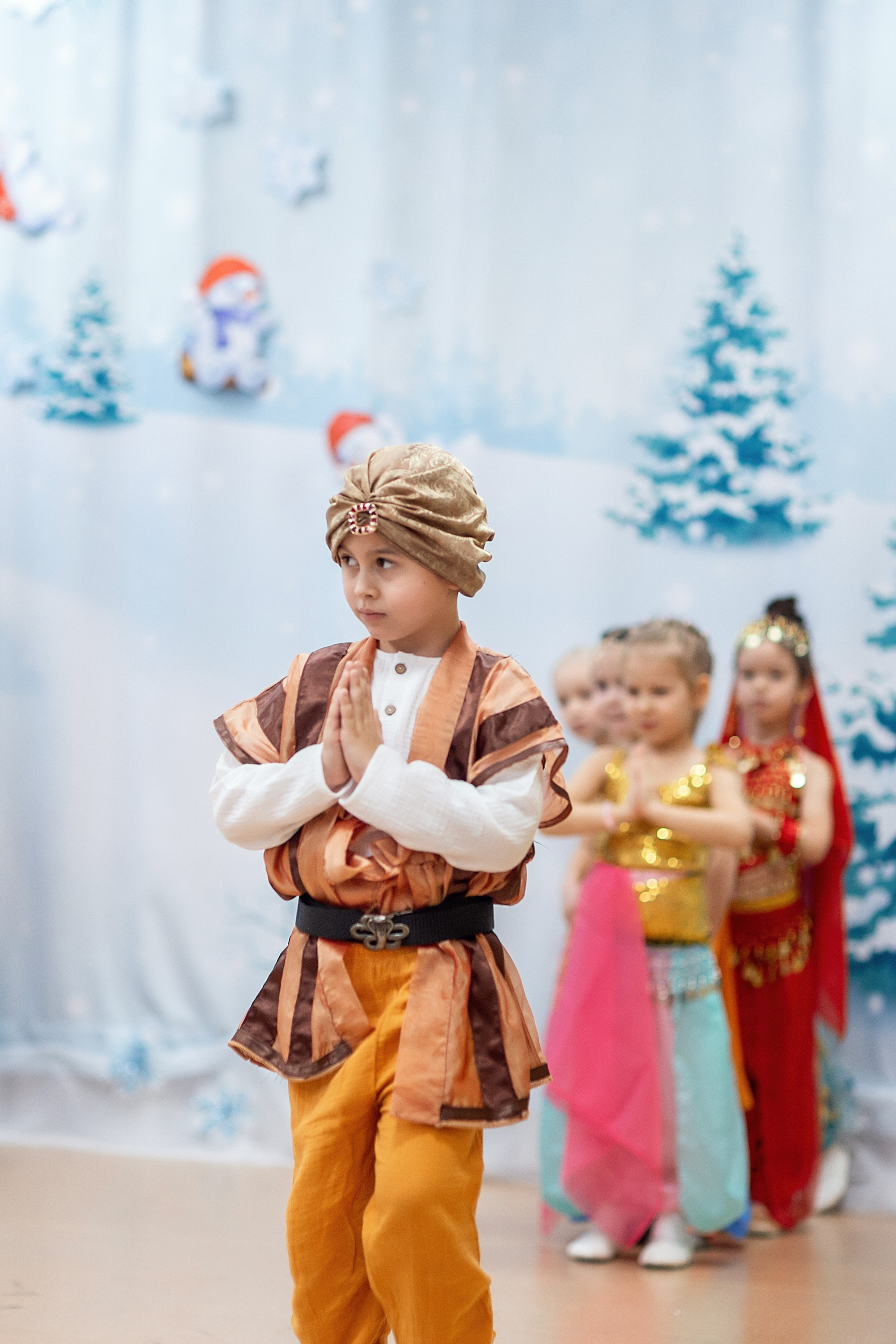 Утренник_"Веселый балаганчик» 2024. Семейный фотограф в Санкт-Петербурге