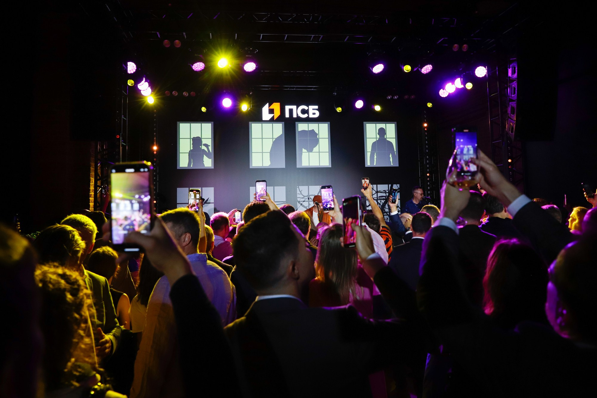 Бизнес-приём ПСБ в рамках ПМЭФ. Фотограф Дарья Попова