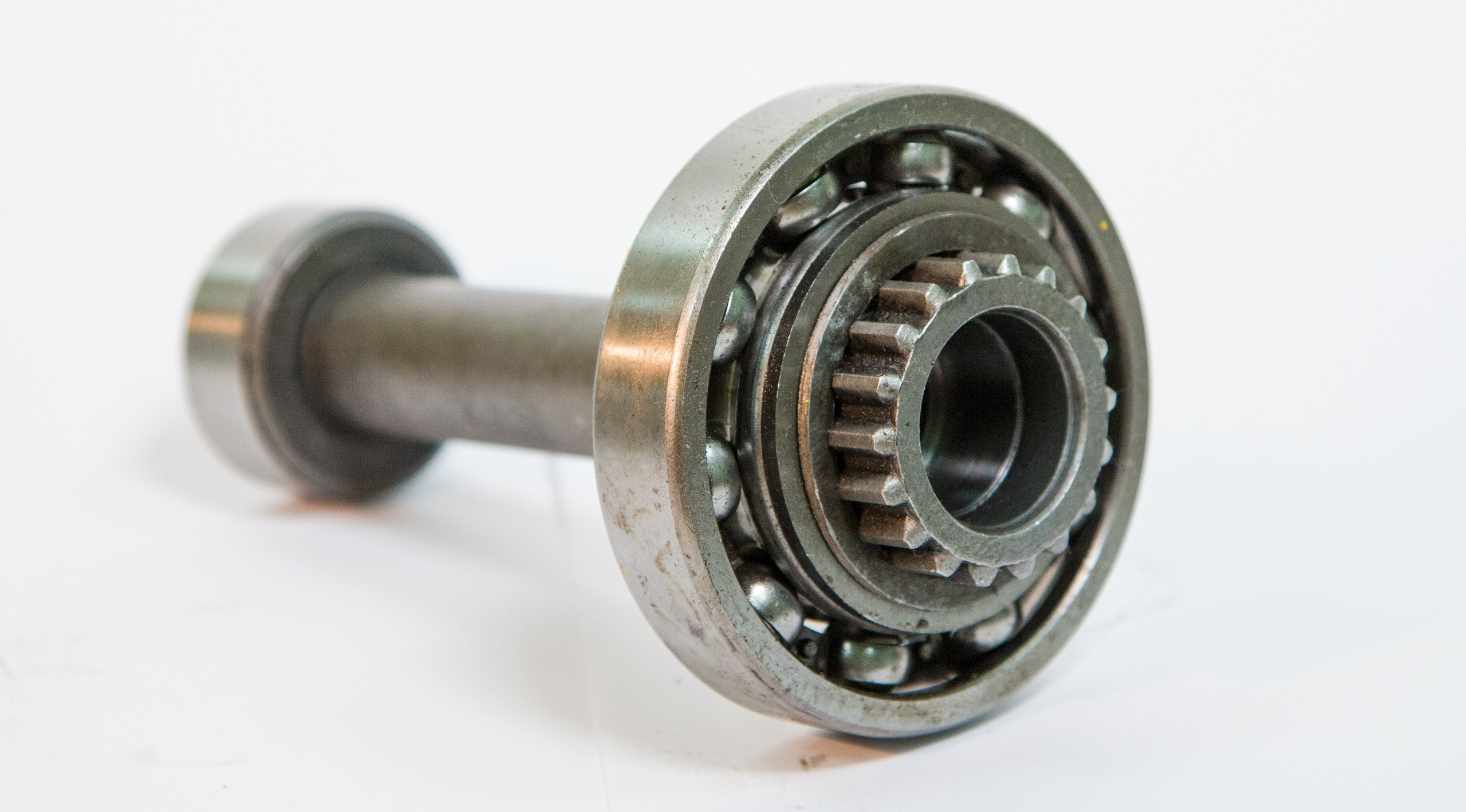 Фотосъёмка запчастей. Предметный и репортажный фотограф Алексей Кротов