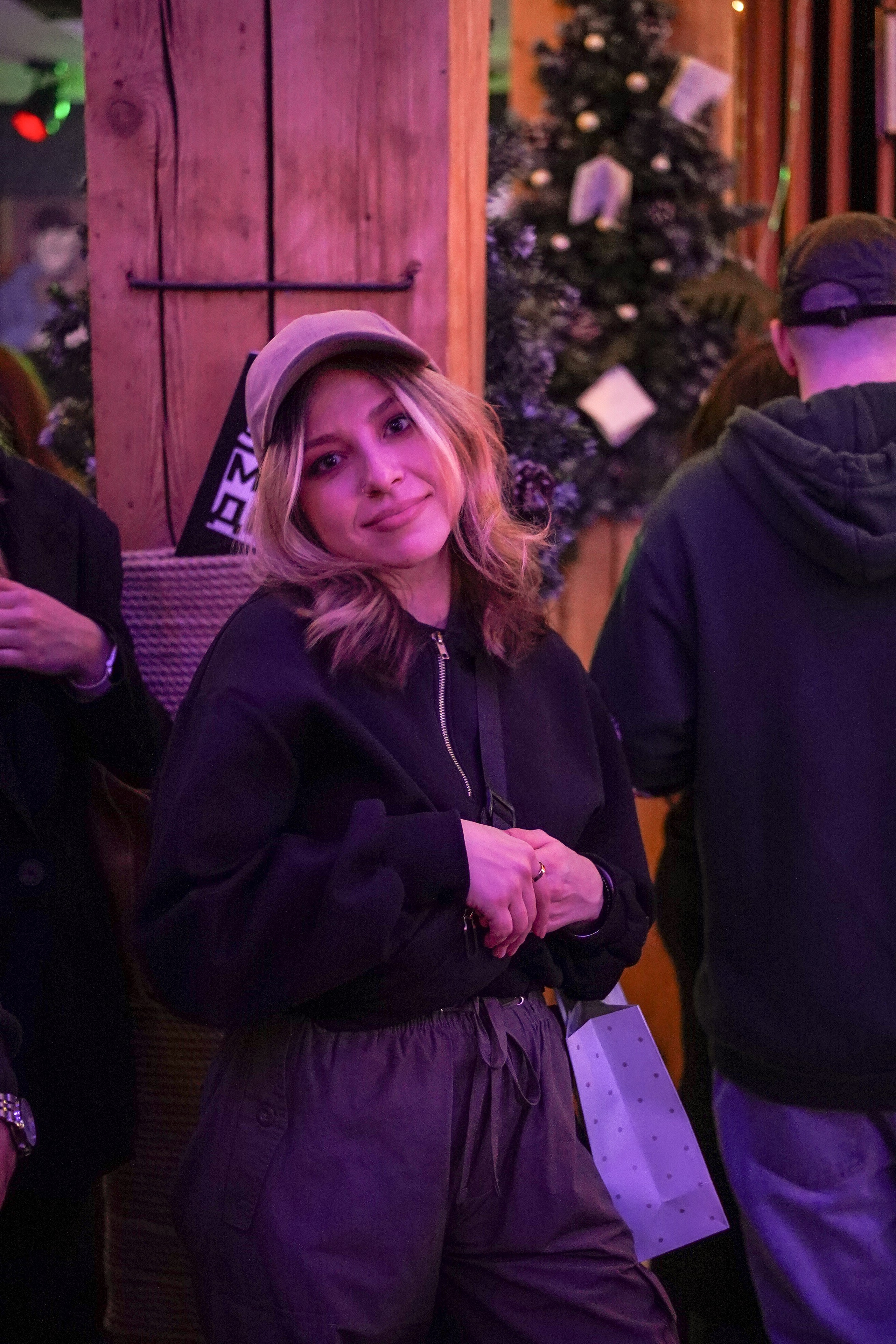 Бар Собаки в тумане. Фотограф