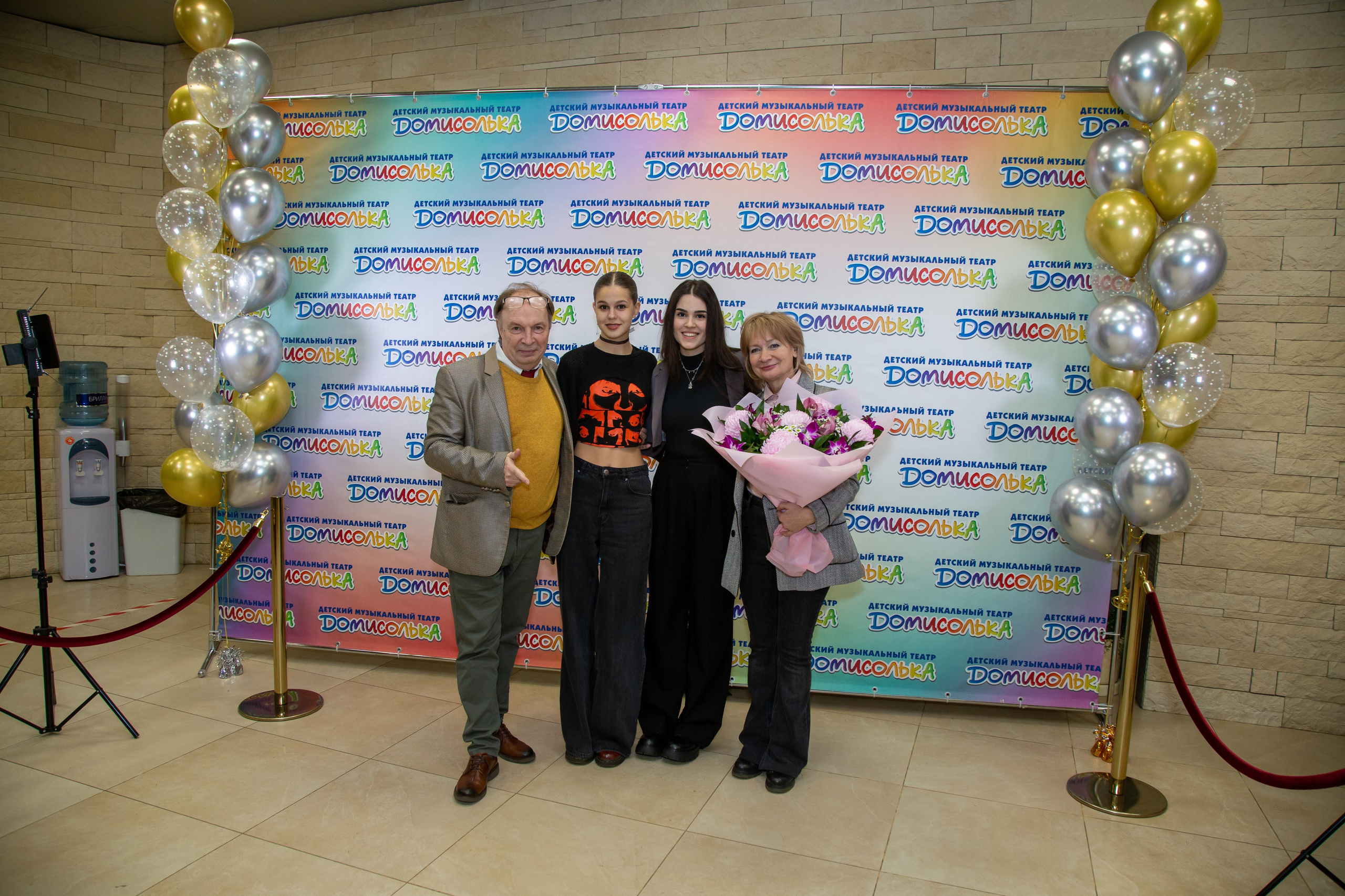 Репортажная съёмка для Домисольки на новый год. «Студия DRONAVT`s» — видеосъёмка и фотография г. Москва