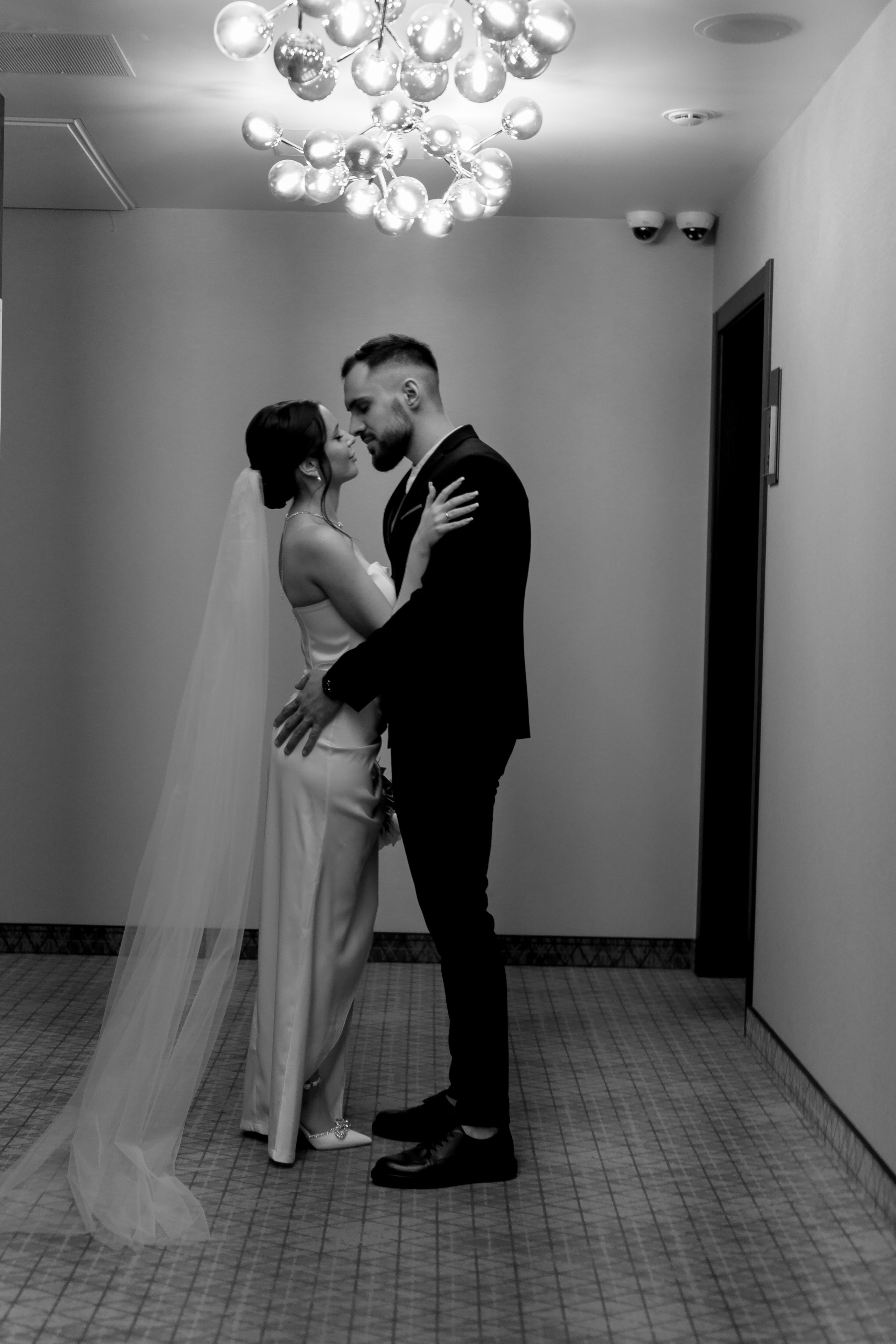 СВАДЕБНАЯ СЬЕМКА СБОРОВ ЖЕНИХА И НЕВЕСТЫ В ОТЕЛЕ И ТАКЖЕ ФОТОСЕССИИЯ В ОТЕЛЕЕ МЕГАПОЛИС БРЯНСК. Профессиональный фотограф, Санкт-Петербург — Виктория Богомолова