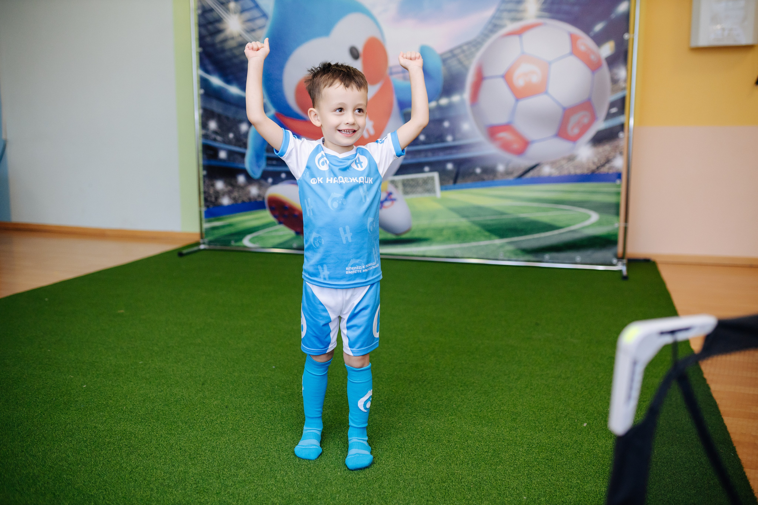 Фотосессия с кубком в детских садах г. Магнитогорска. Денис Прохоров Фотограф в г. Магнитогорск