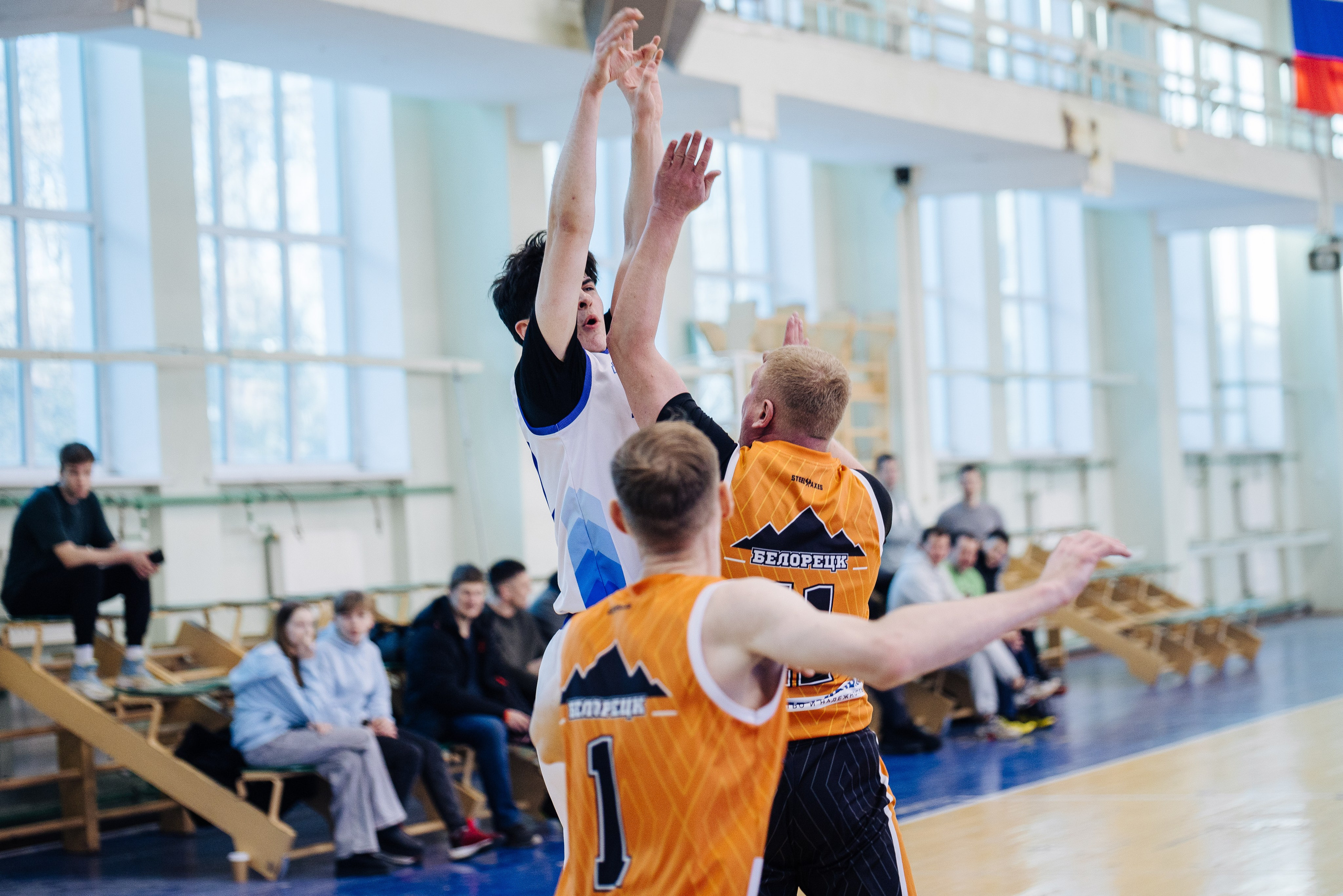 Любительский Чемпионат Магнитогорска по баскетболу // 09.02.25. Денис Прохоров Фотограф в г. Магнитогорск
