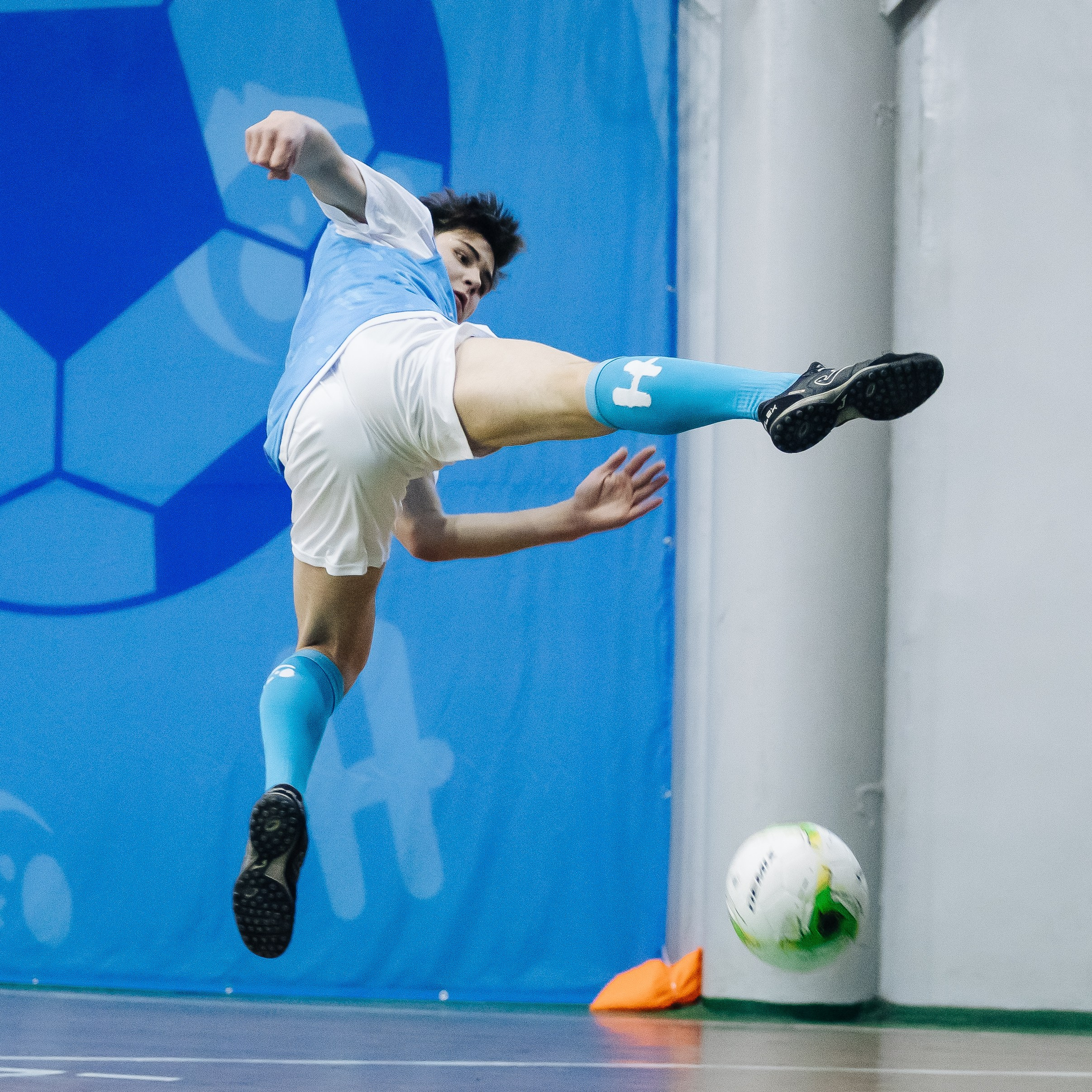 Турнир по футболу среди команд школ-интернатов Магнитогорска «Надеждик CUP» // 08.12.2024. Денис Прохоров Фотограф в г. Магнитогорск