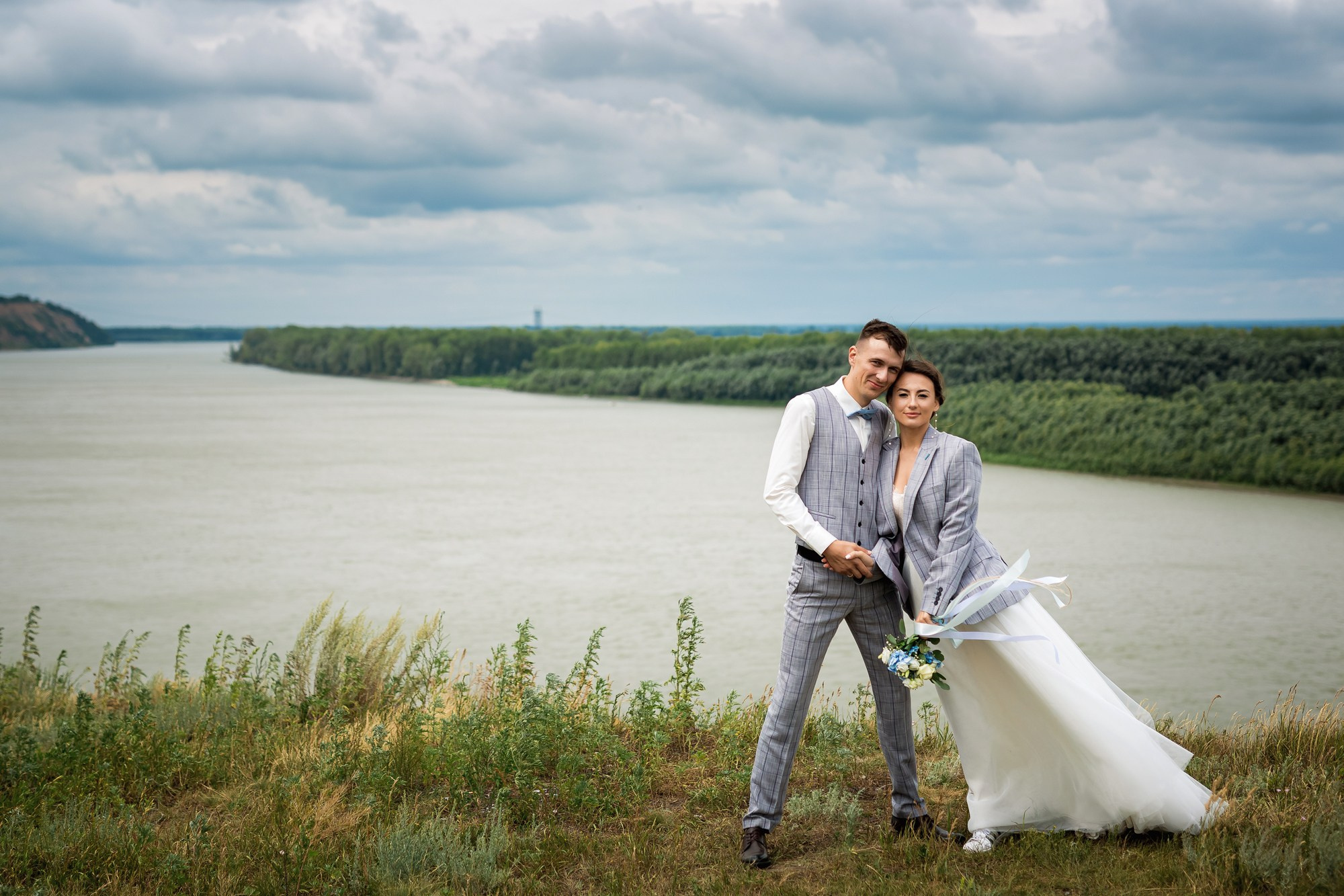 Свадебный фотограф Барнаул. Свадебный репортажный и фуд фотограф в Барнауле Гайфулин Виталий