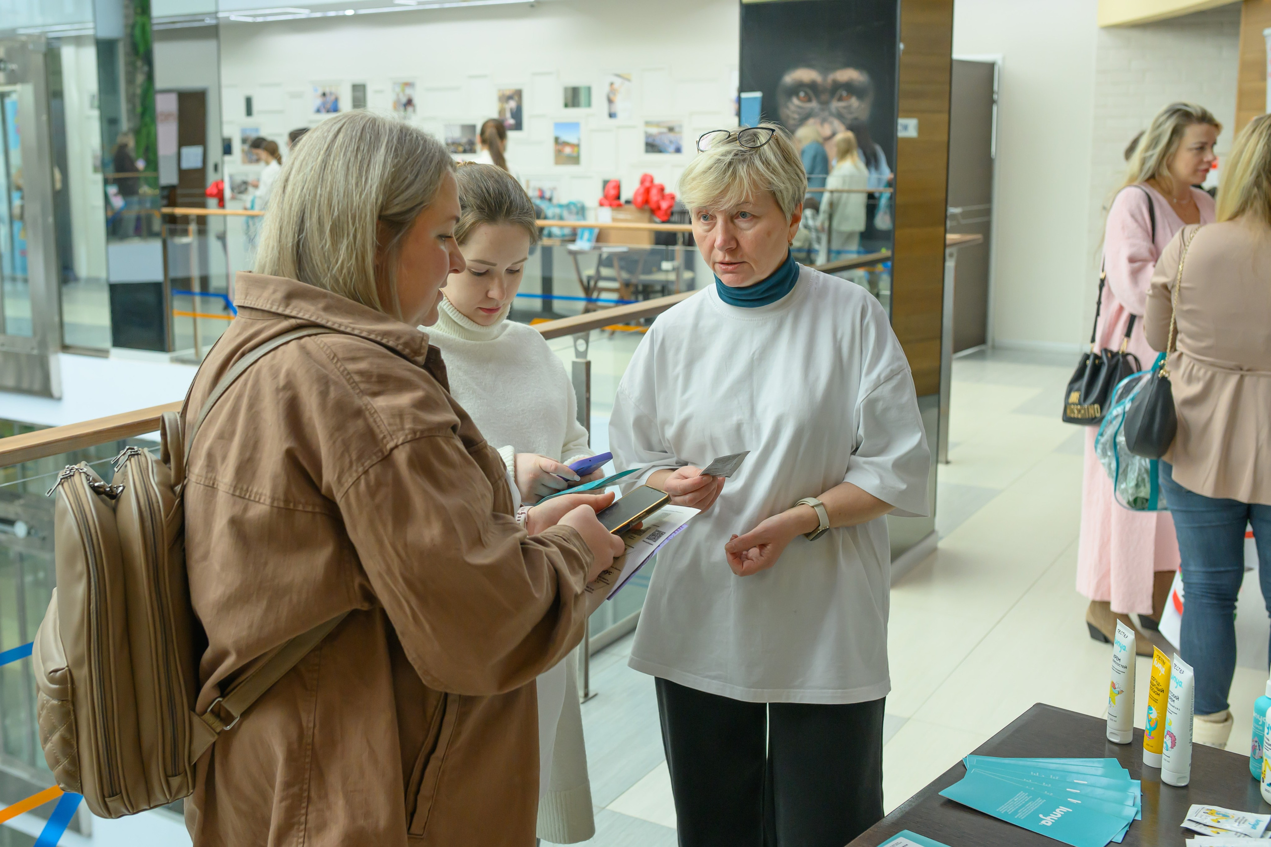 Фотоотчет праздника материнства февраль 2026 г. Профессиональный фотограф Елена Красилина г.Ярославль, г. Рыбинск