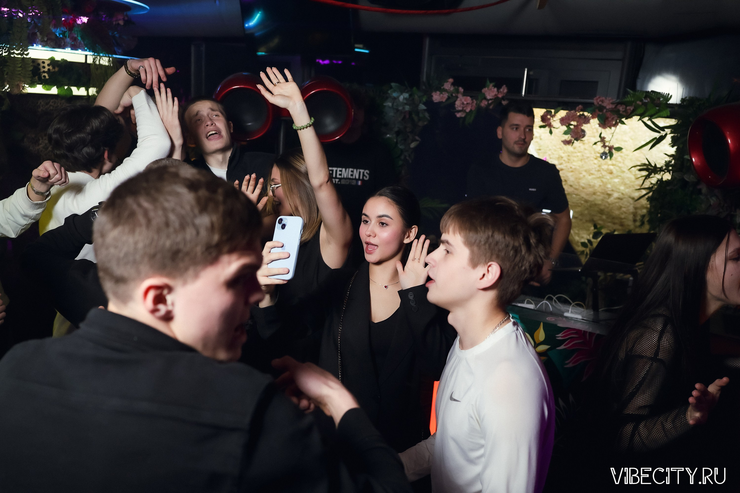 DOUBLE U. VIBECITY.RU Вайб Сити Ру Фоторепортажи Фотоотчеты Калининград