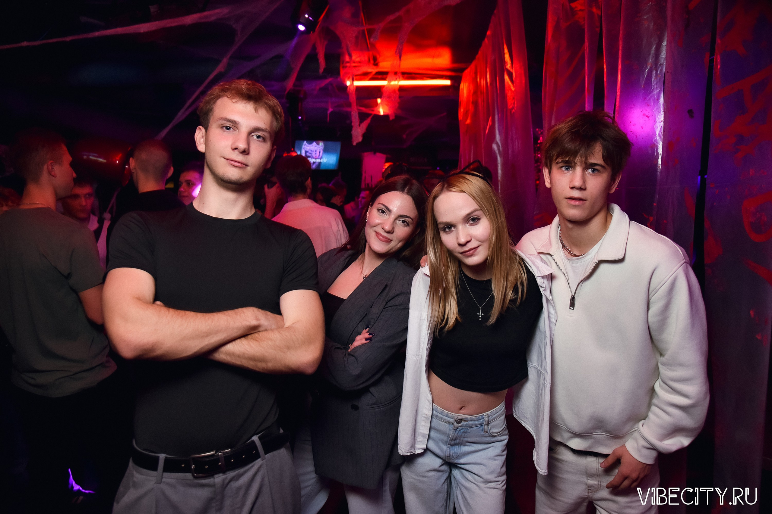 DOUBLE U. VIBECITY.RU Вайб Сити Ру Фоторепортажи Фотоотчеты Калининград